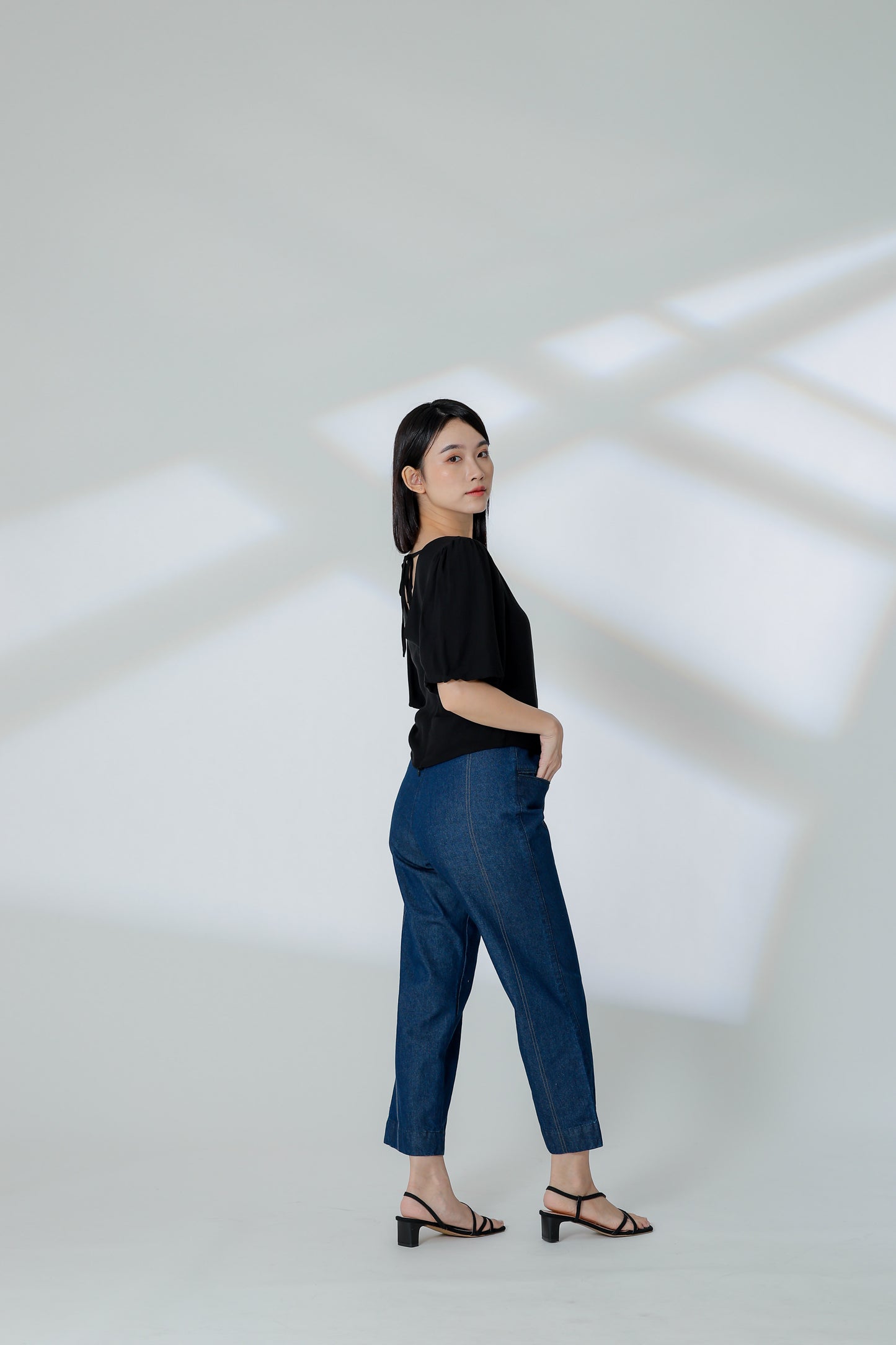 Evalina Lantern Sleeve Blouse - Black