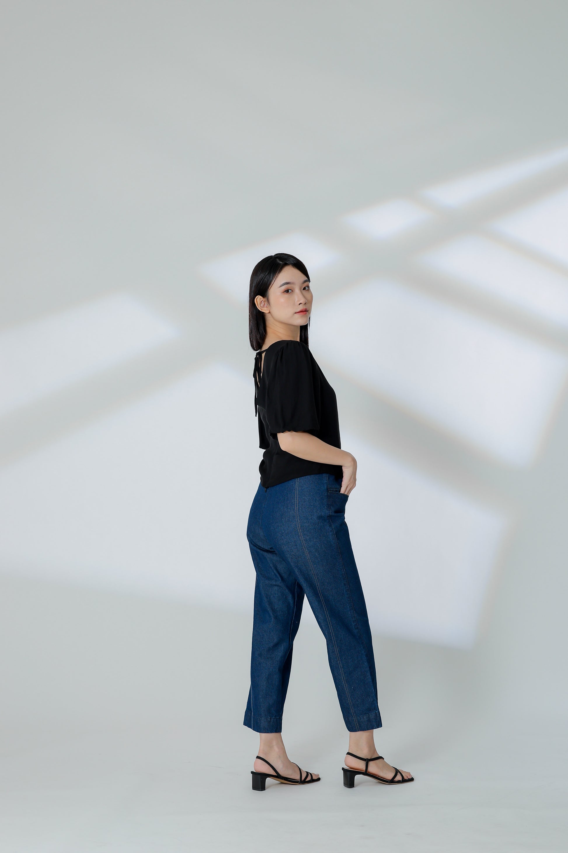Evalina Lantern Sleeve Blouse - Black