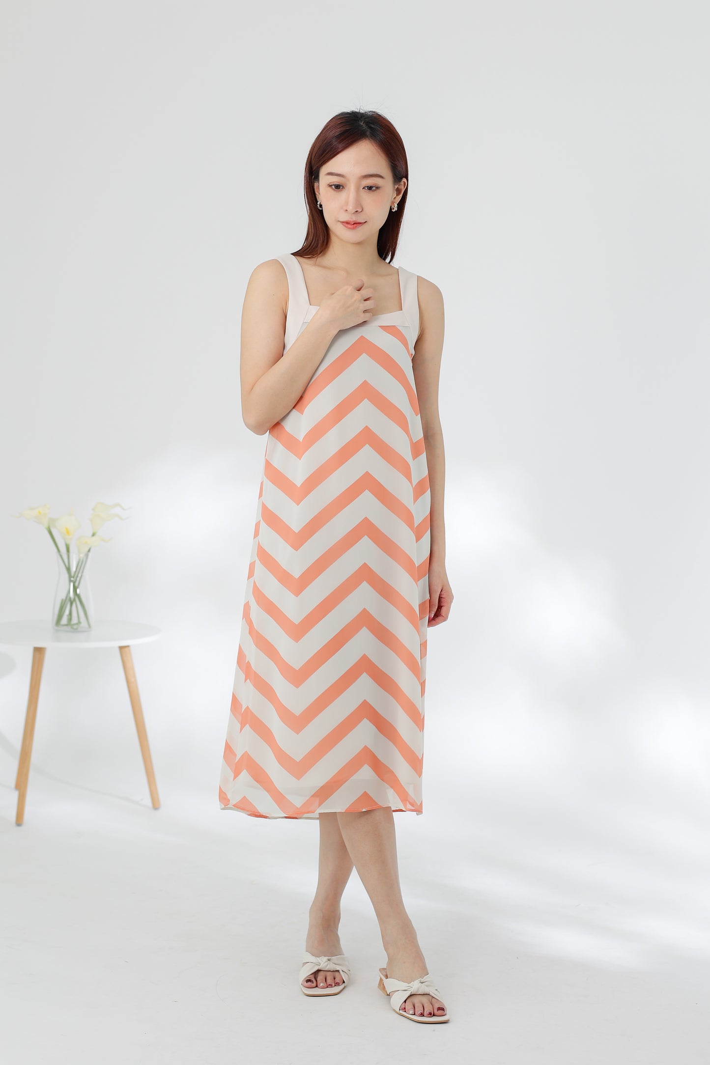 Genna Square Neck Midi Dress - Peach