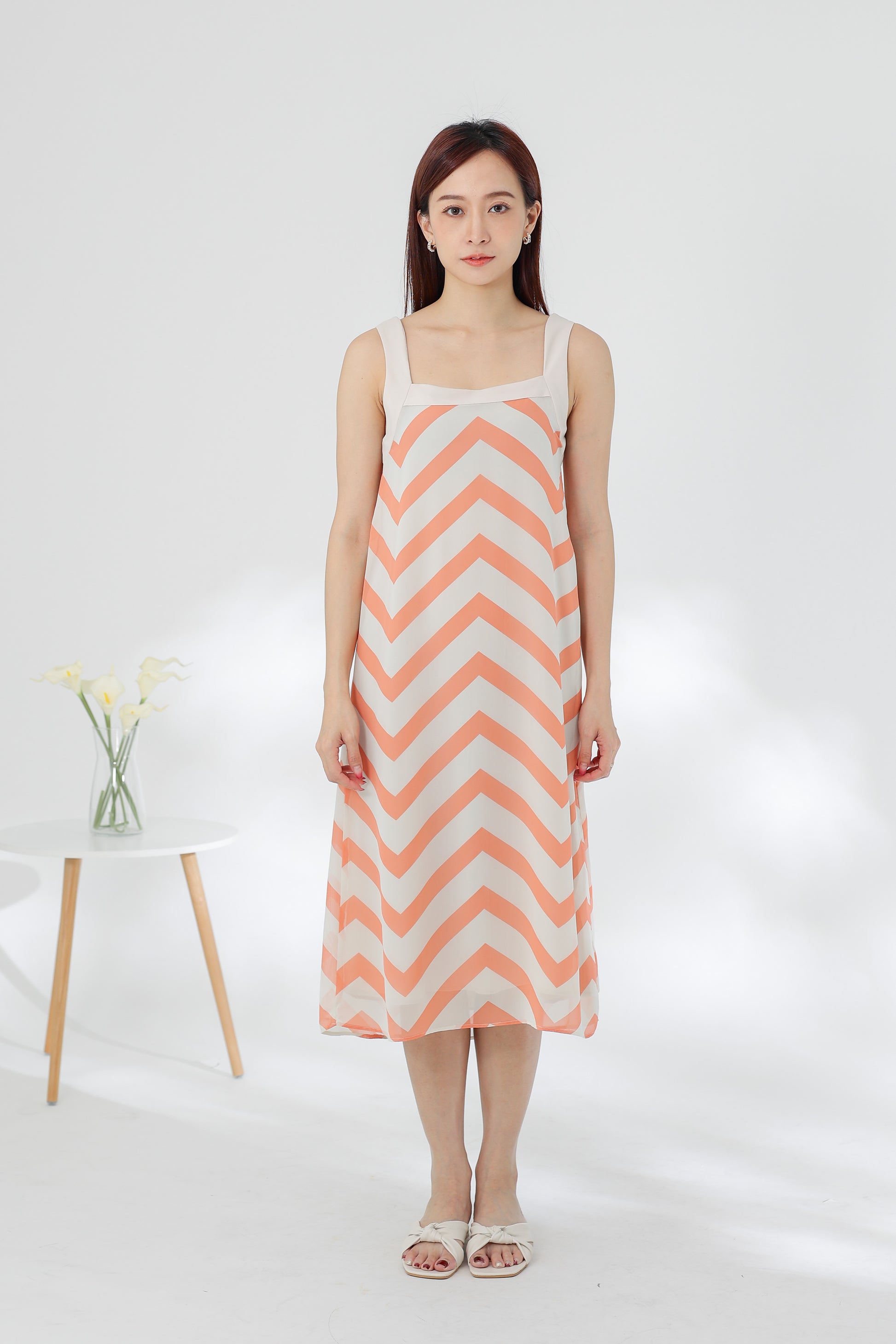Genna Square Neck Midi Dress - Peach