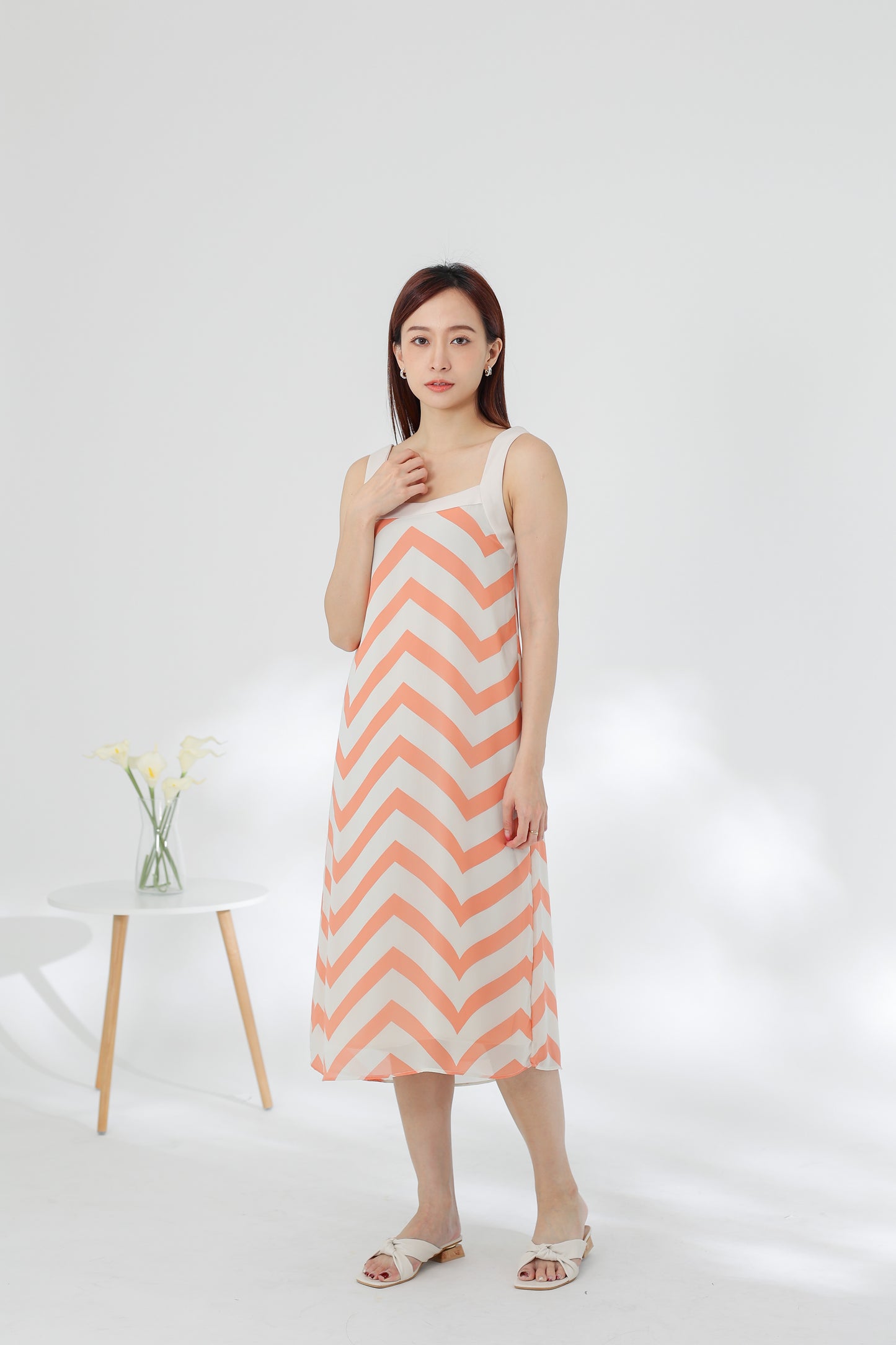 Genna Square Neck Midi Dress - Peach