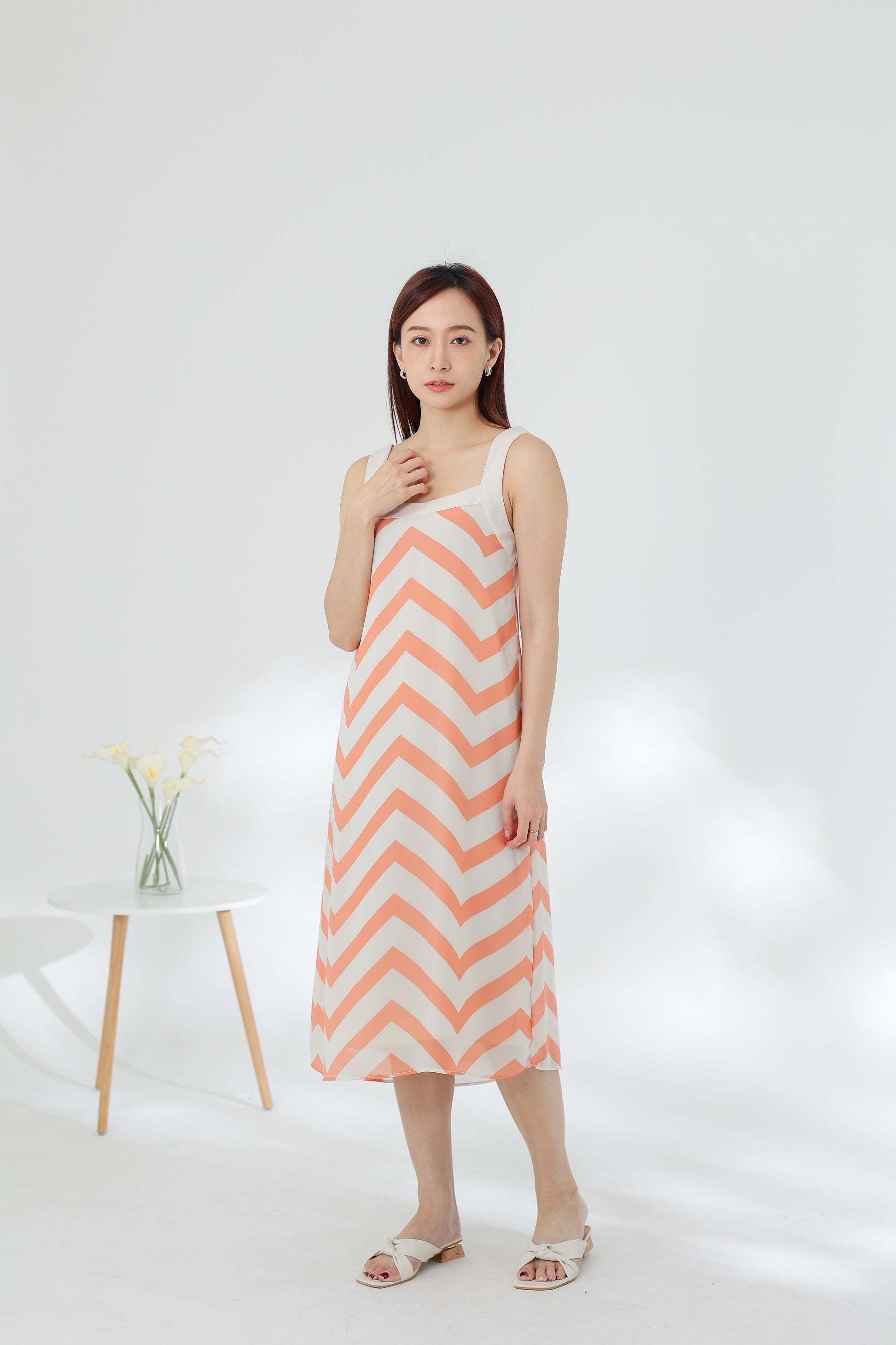Genna Square Neck Midi Dress - Peach
