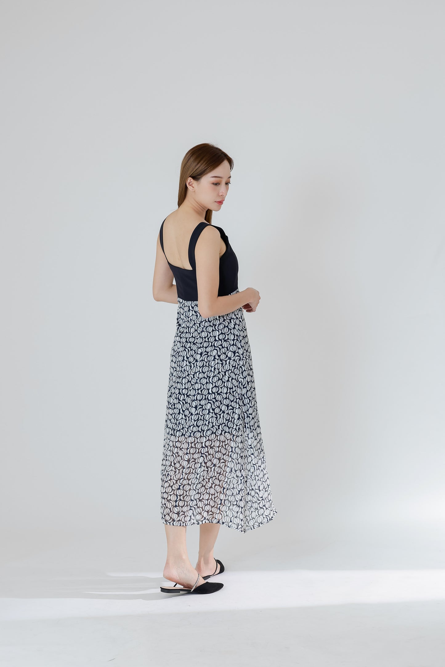 Gwen Square Neck Colour Block Dress - Black