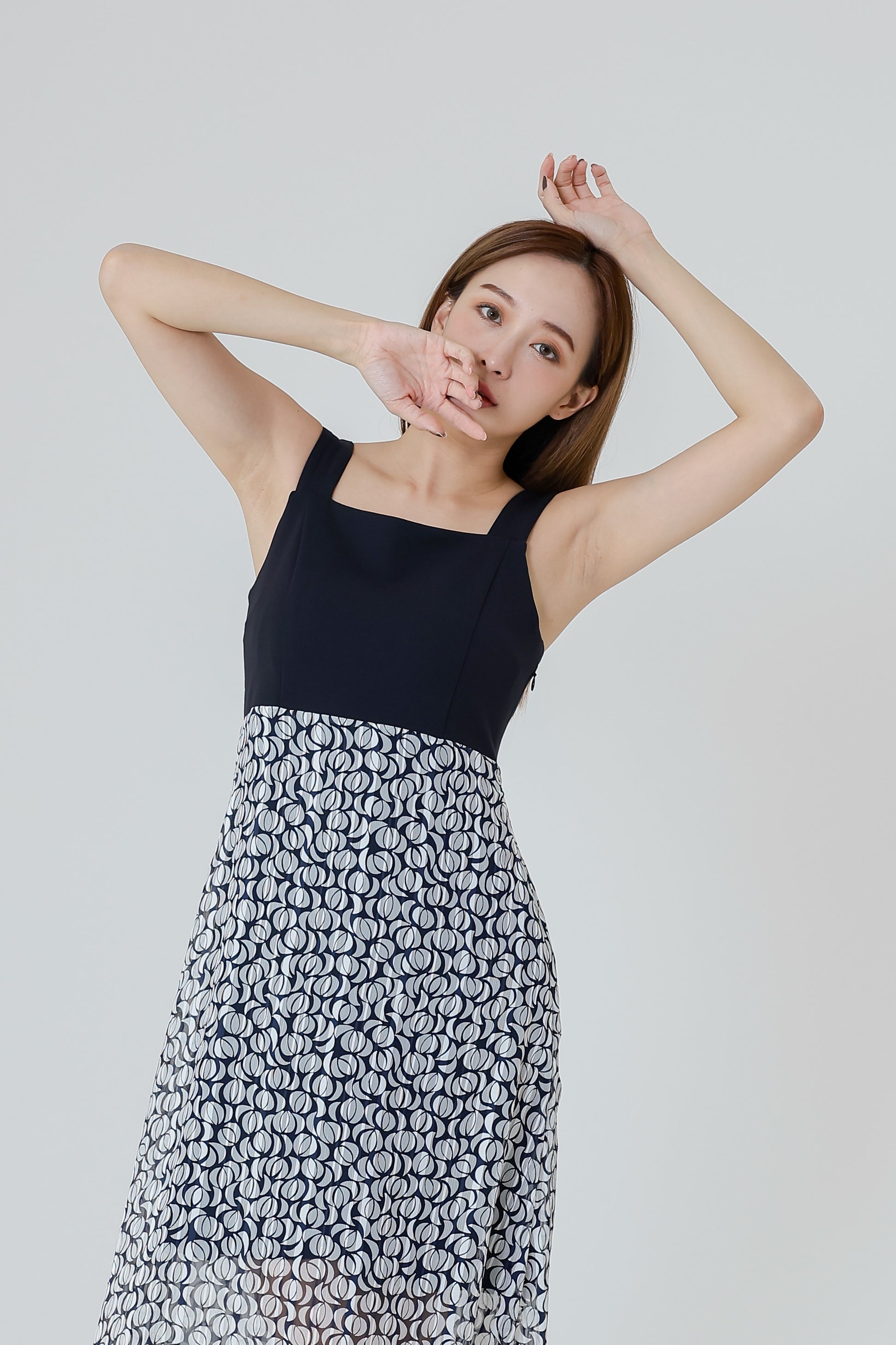 Gwen Square Neck Colour Block Dress - Black