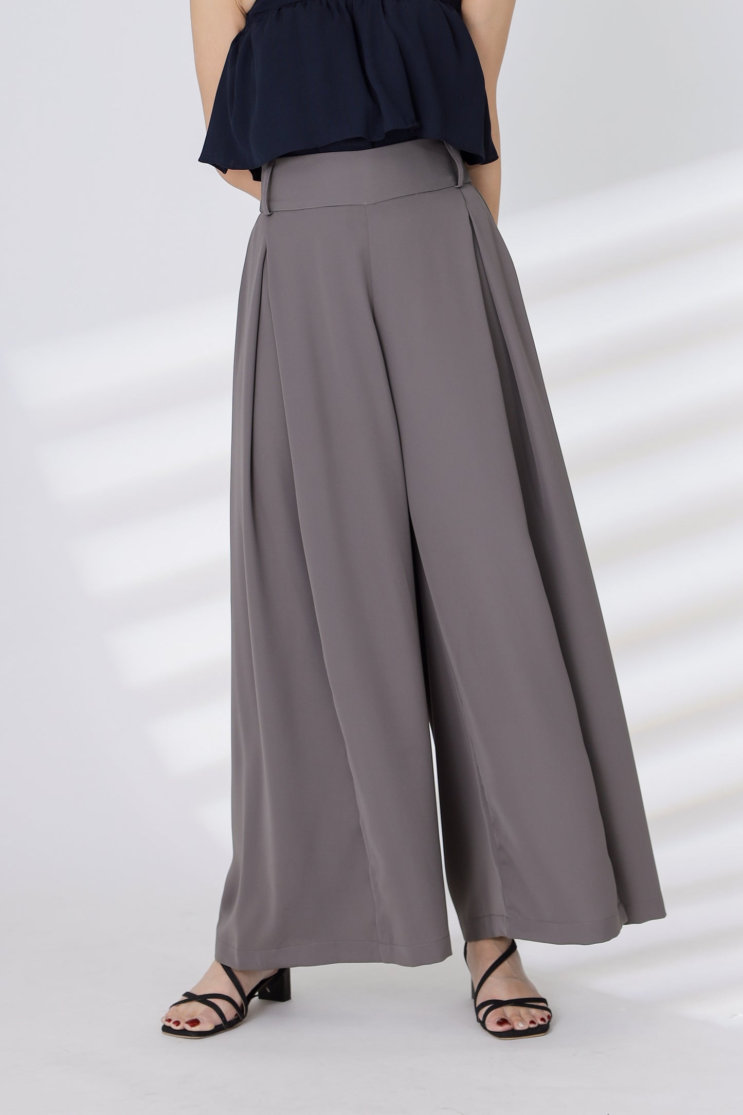 Heidi Open Slit Wide Leg Pant - Grey
