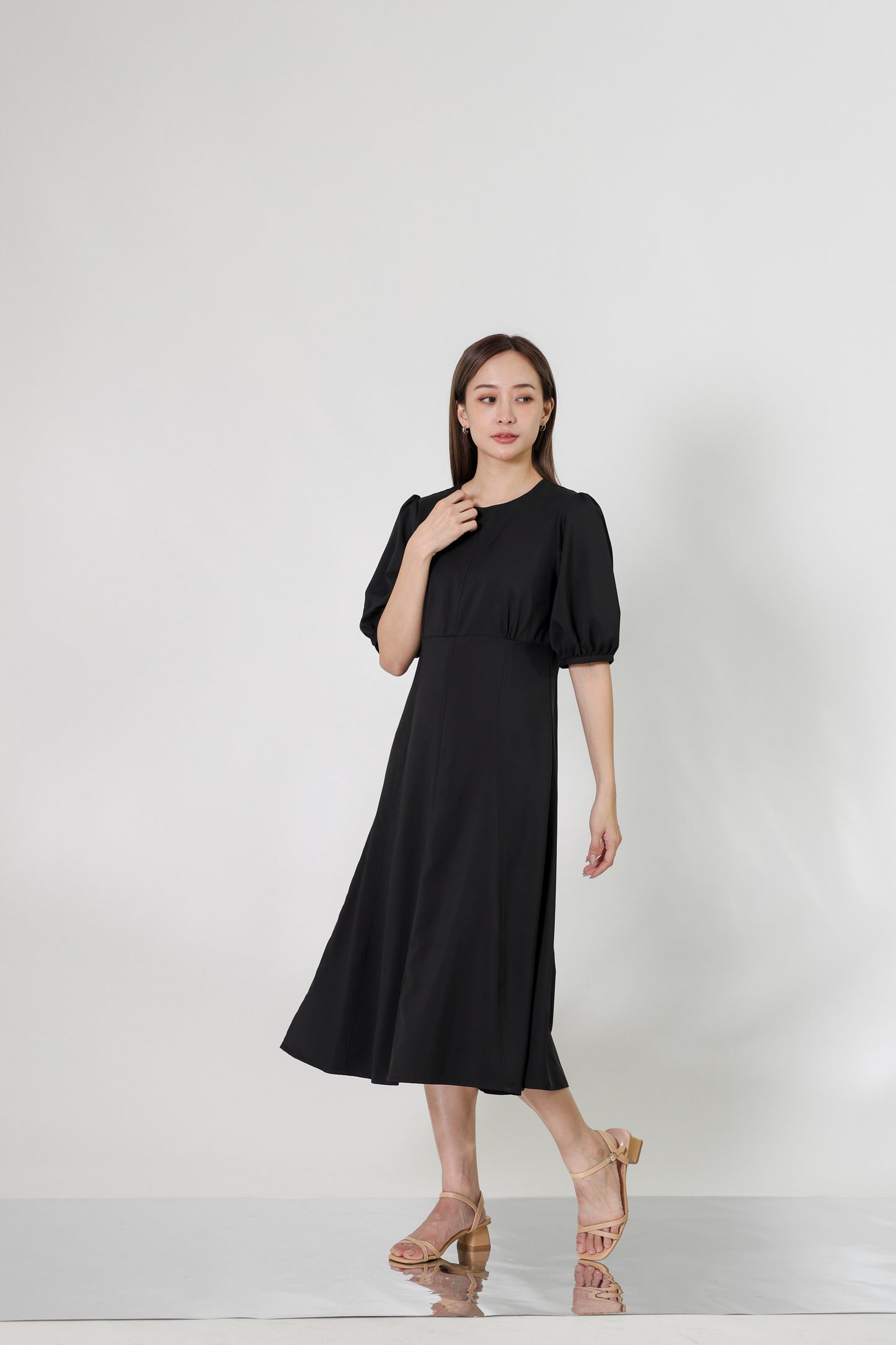 Hendrika Midi Dress - Black