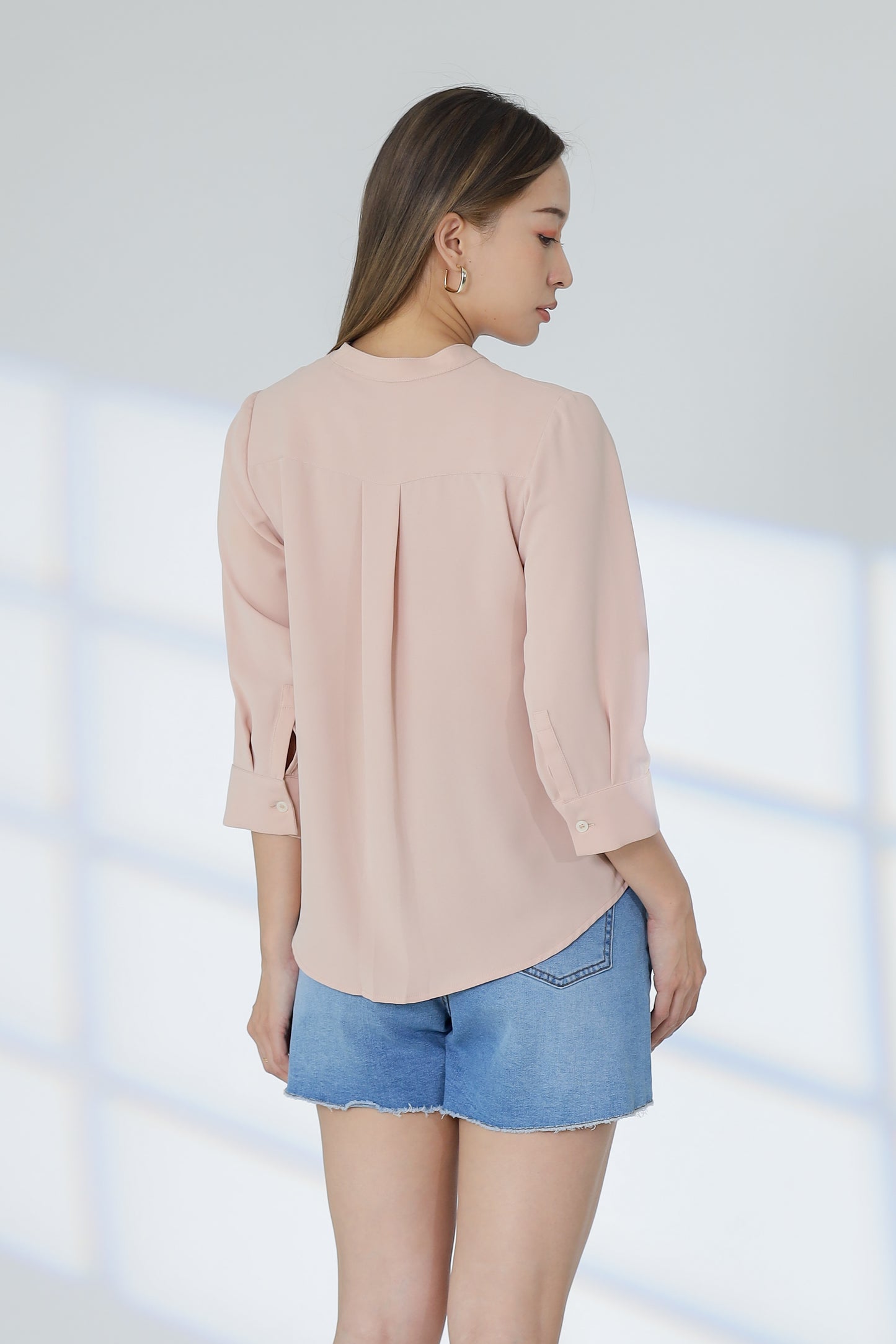 Hestia Collared V Neck Shirt - Nude