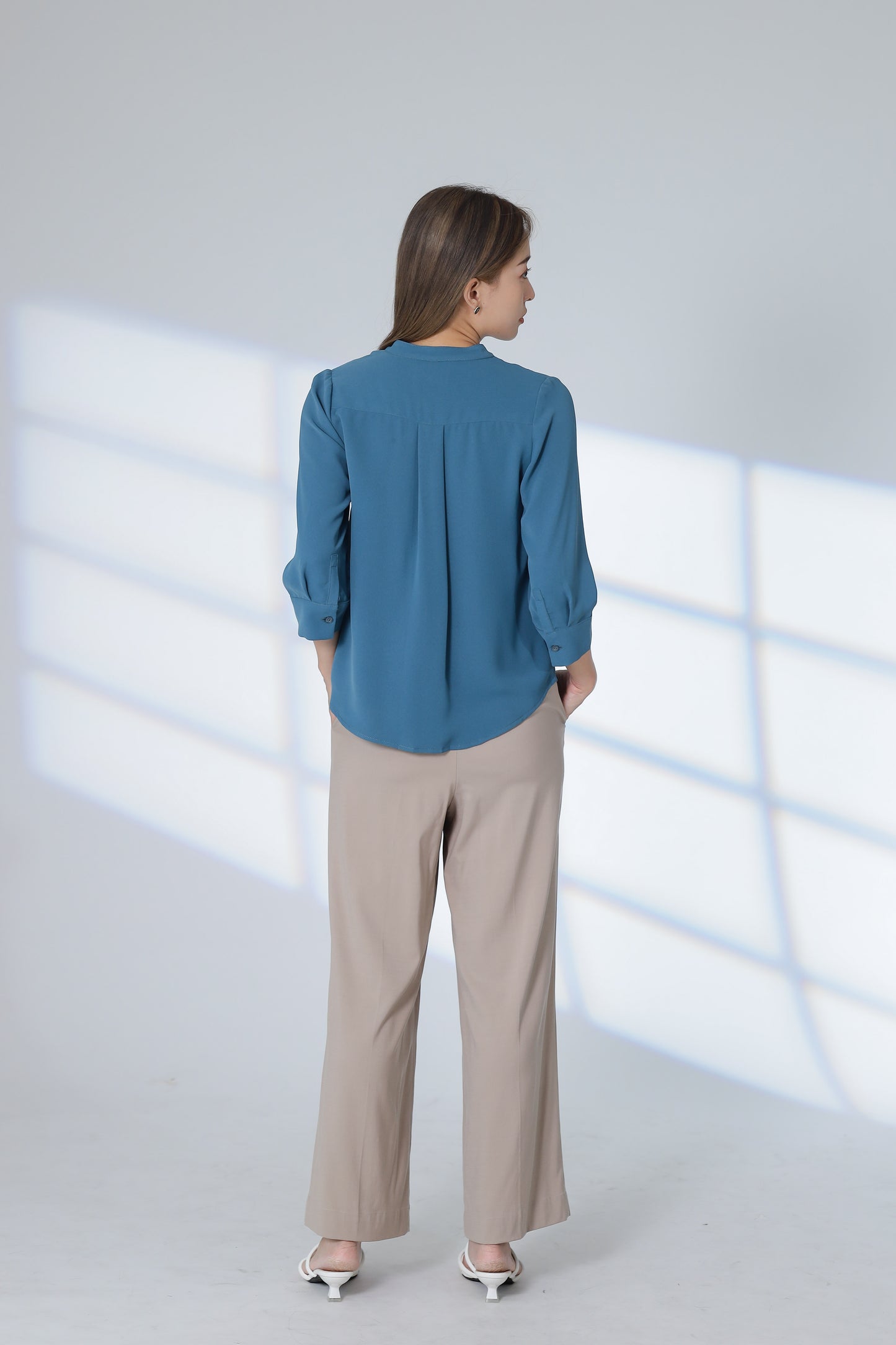 Hestia Collared V Neck Shirt - Turquoise