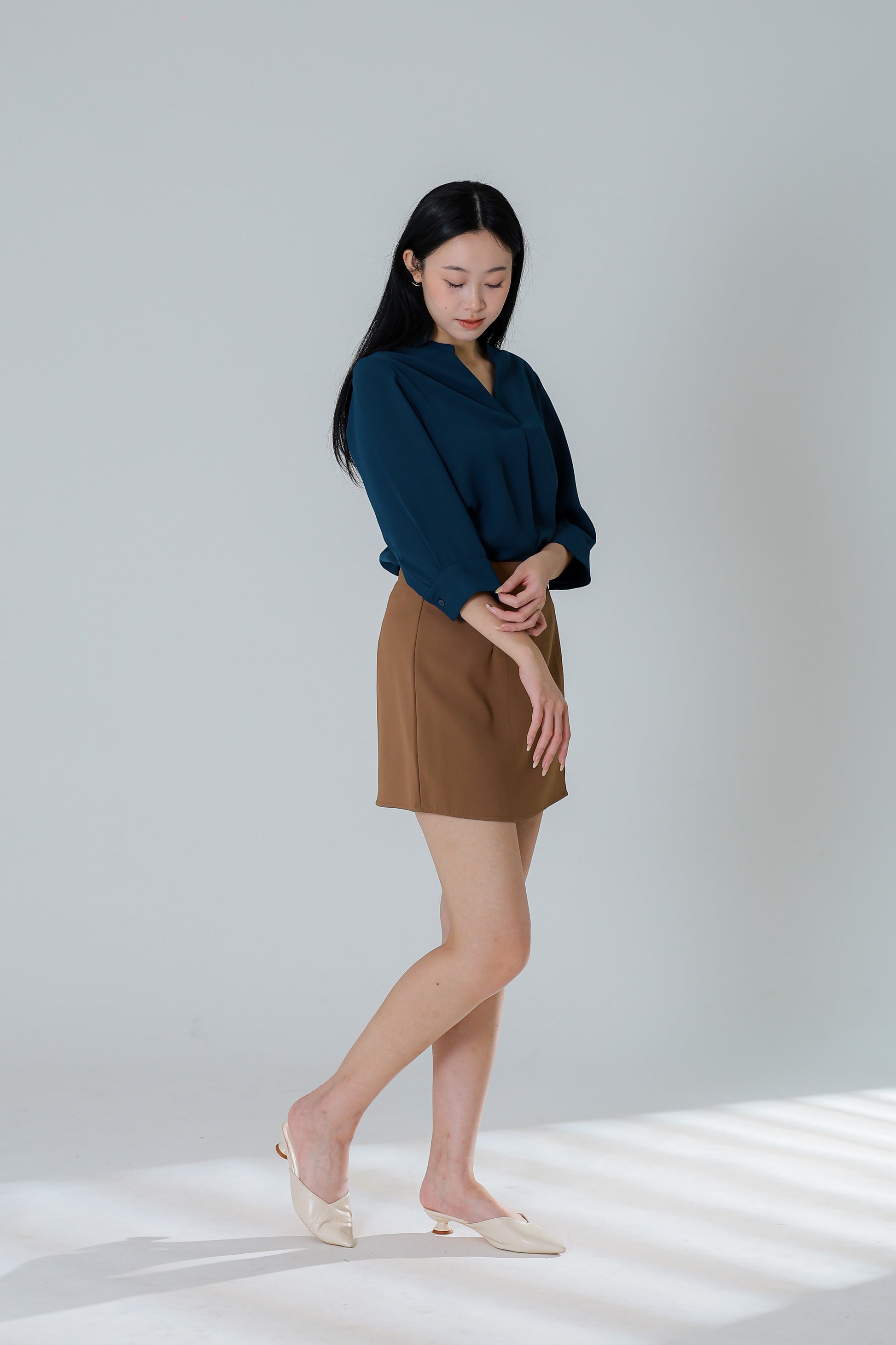 Hestia Collared V Neck Shirt - Teal