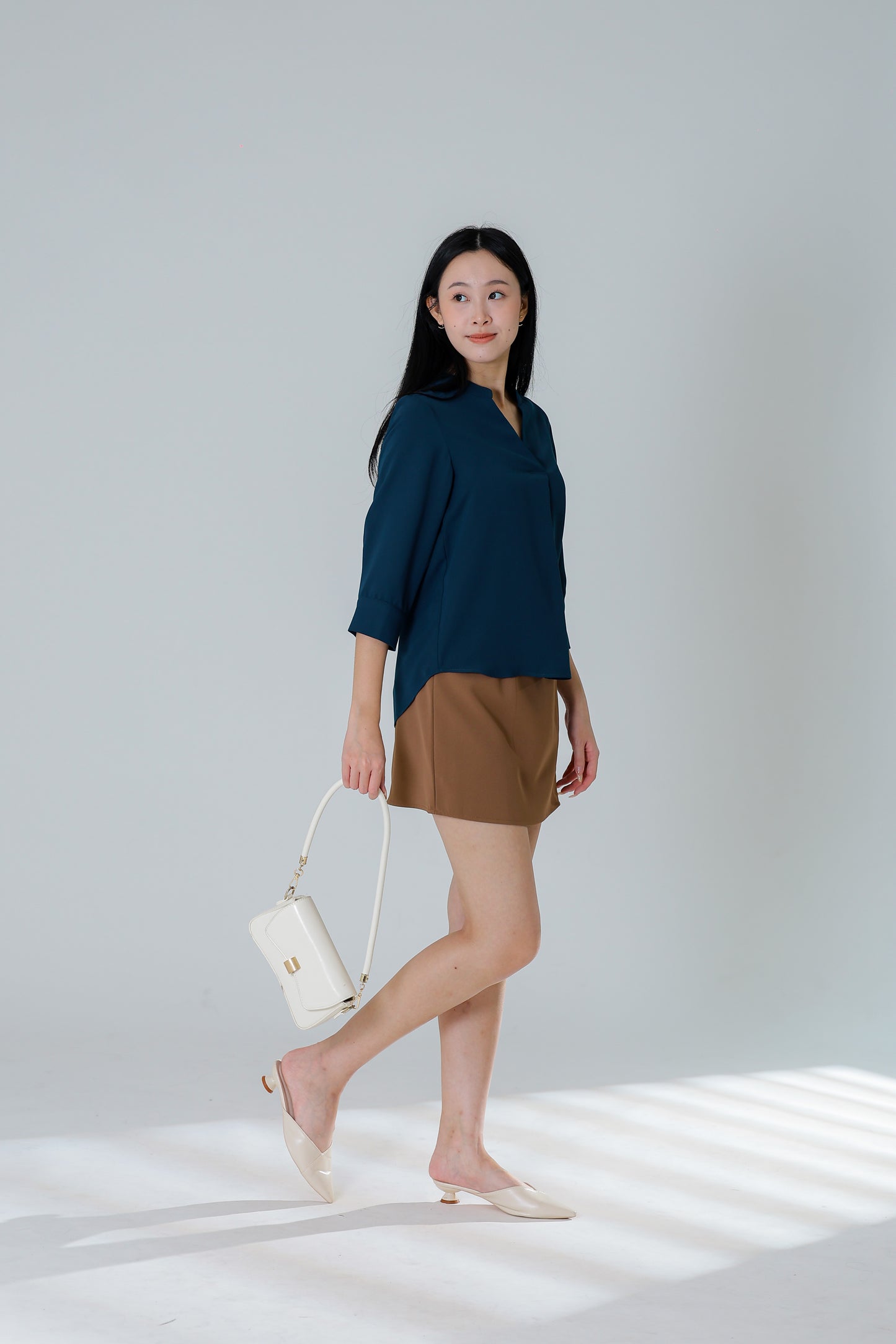 Hestia Collared V Neck Shirt - Teal
