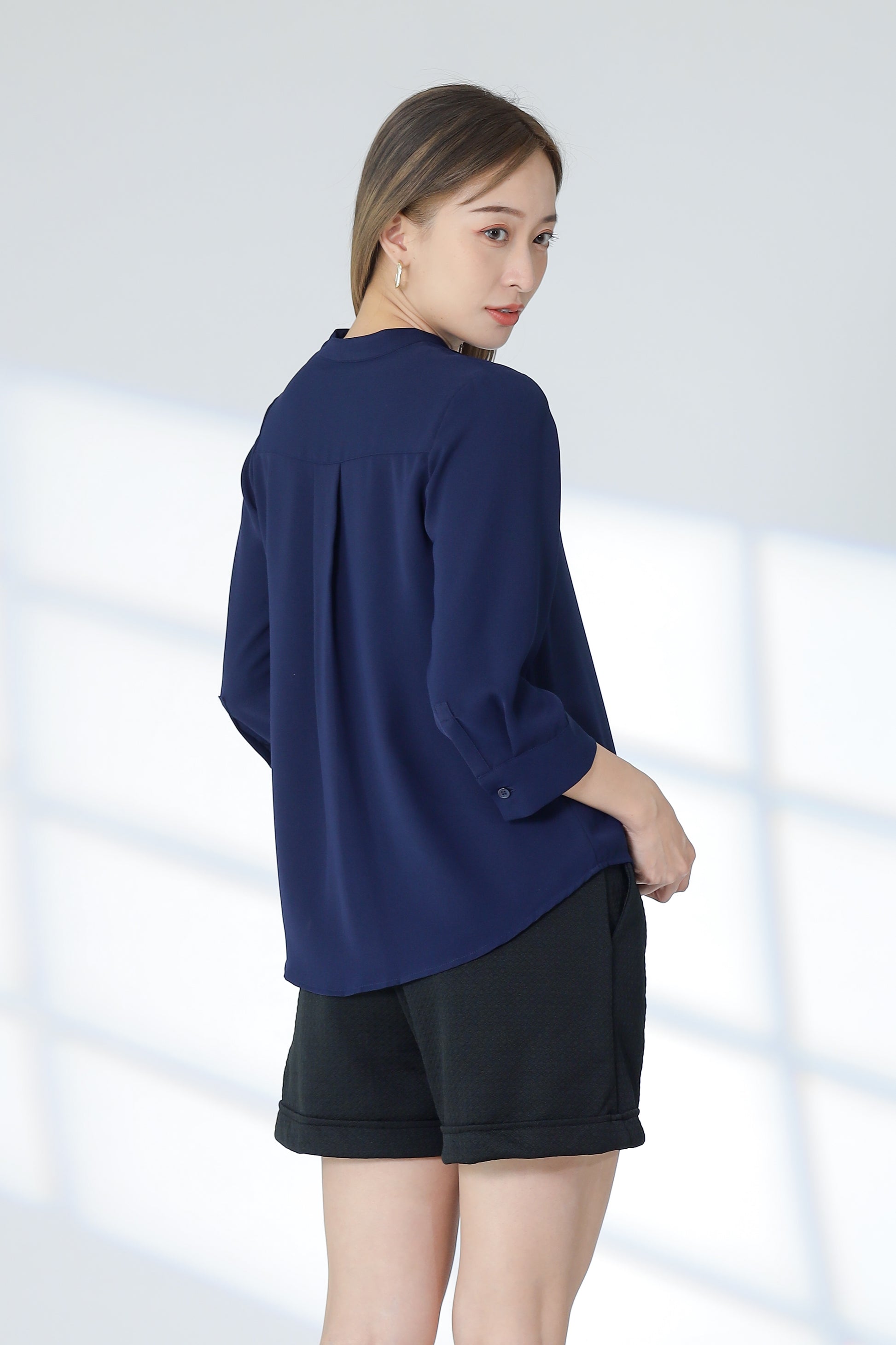 Hestia Collared V Neck Shirt - Navy