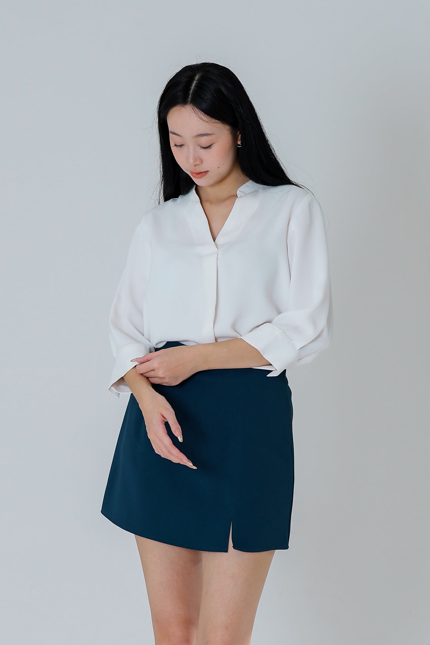 Hestia Collared V Neck Shirt - Ivory