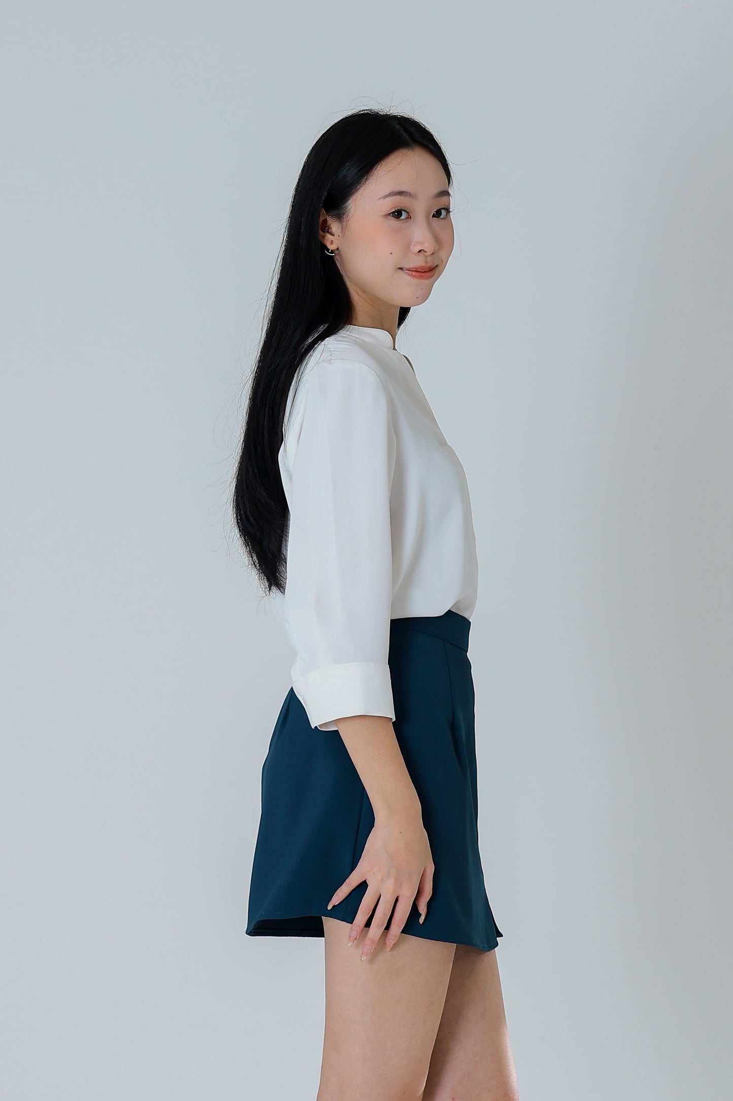 Hestia Collared V Neck Shirt - Ivory
