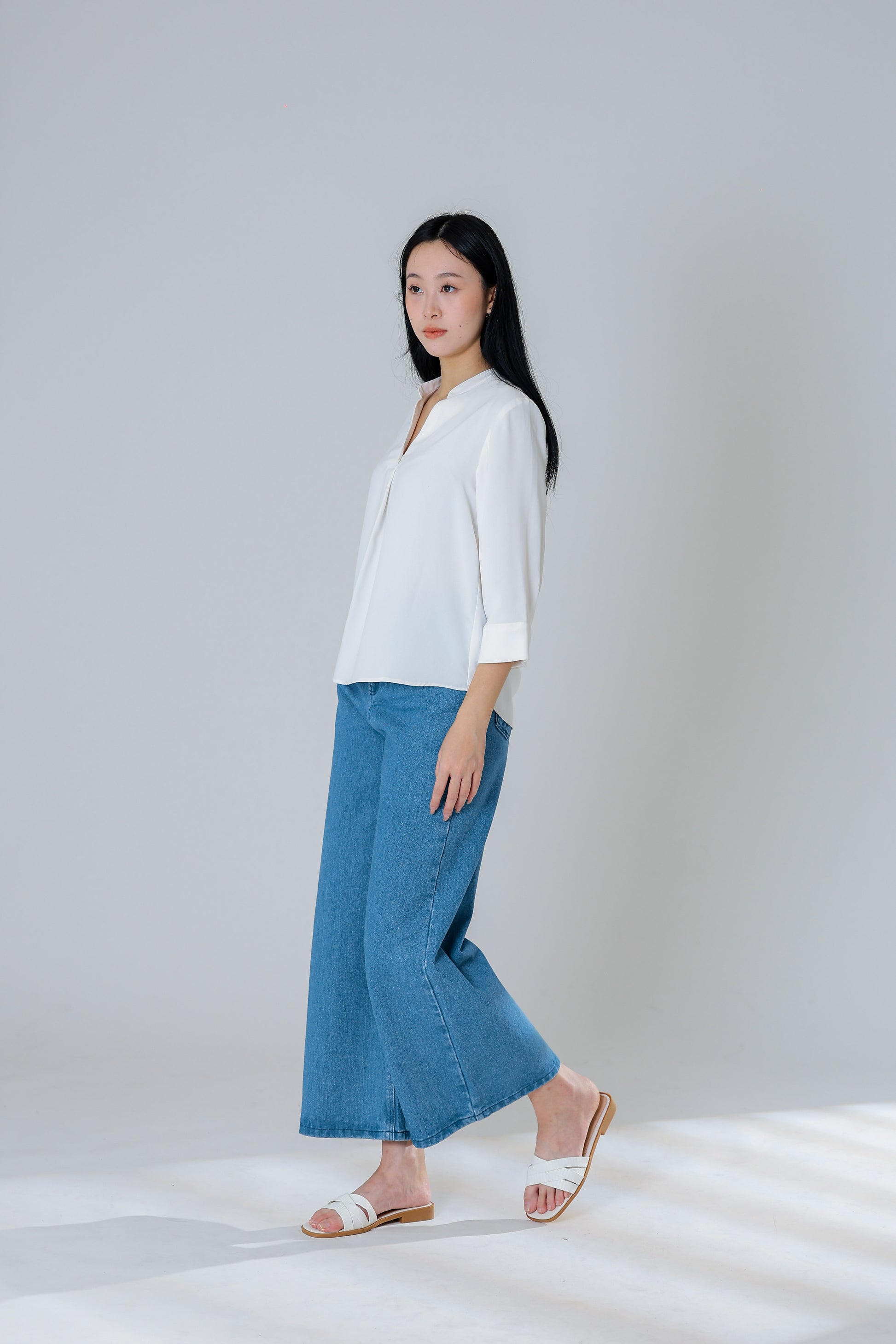 Hestia Collared V Neck Shirt - Ivory