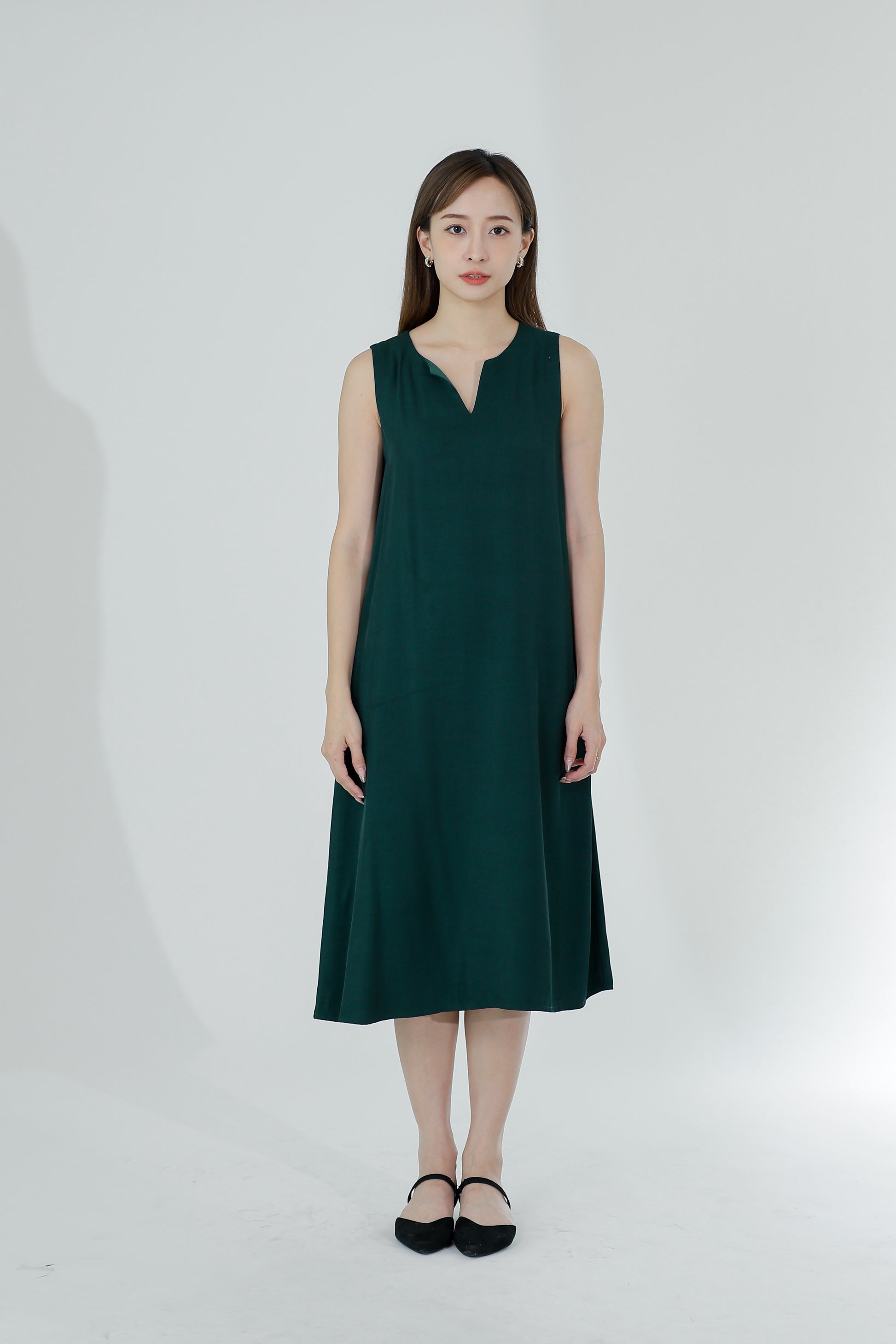 Huda V Cut Midi Dress - Emerald
