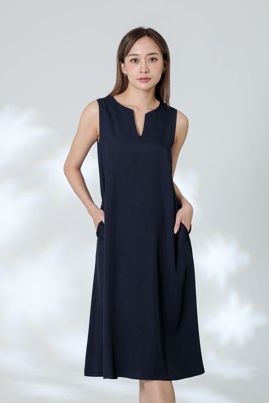 Huda V Cut Midi Dress - Navy