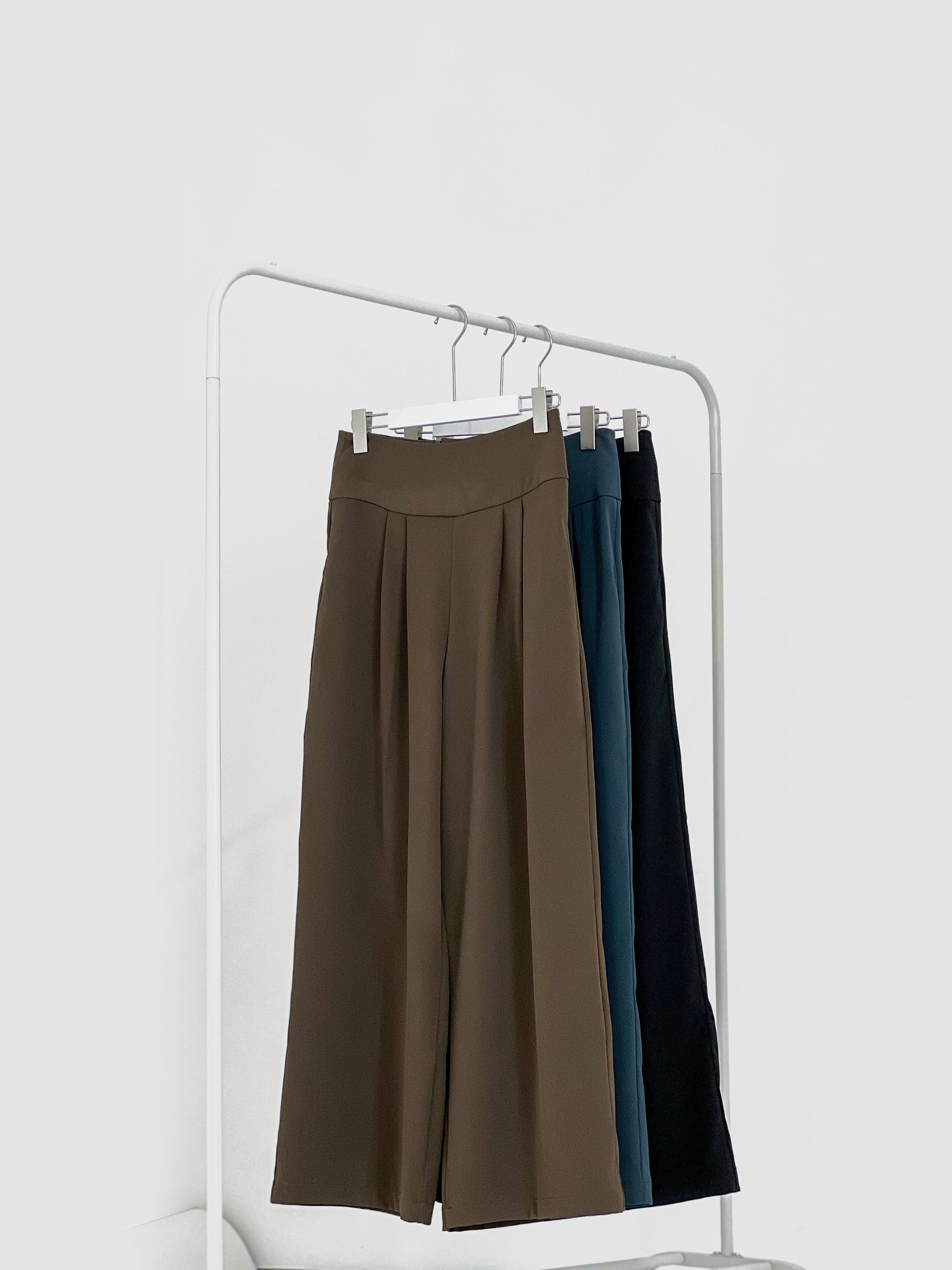 Idina Wide Waistband Pant - Black