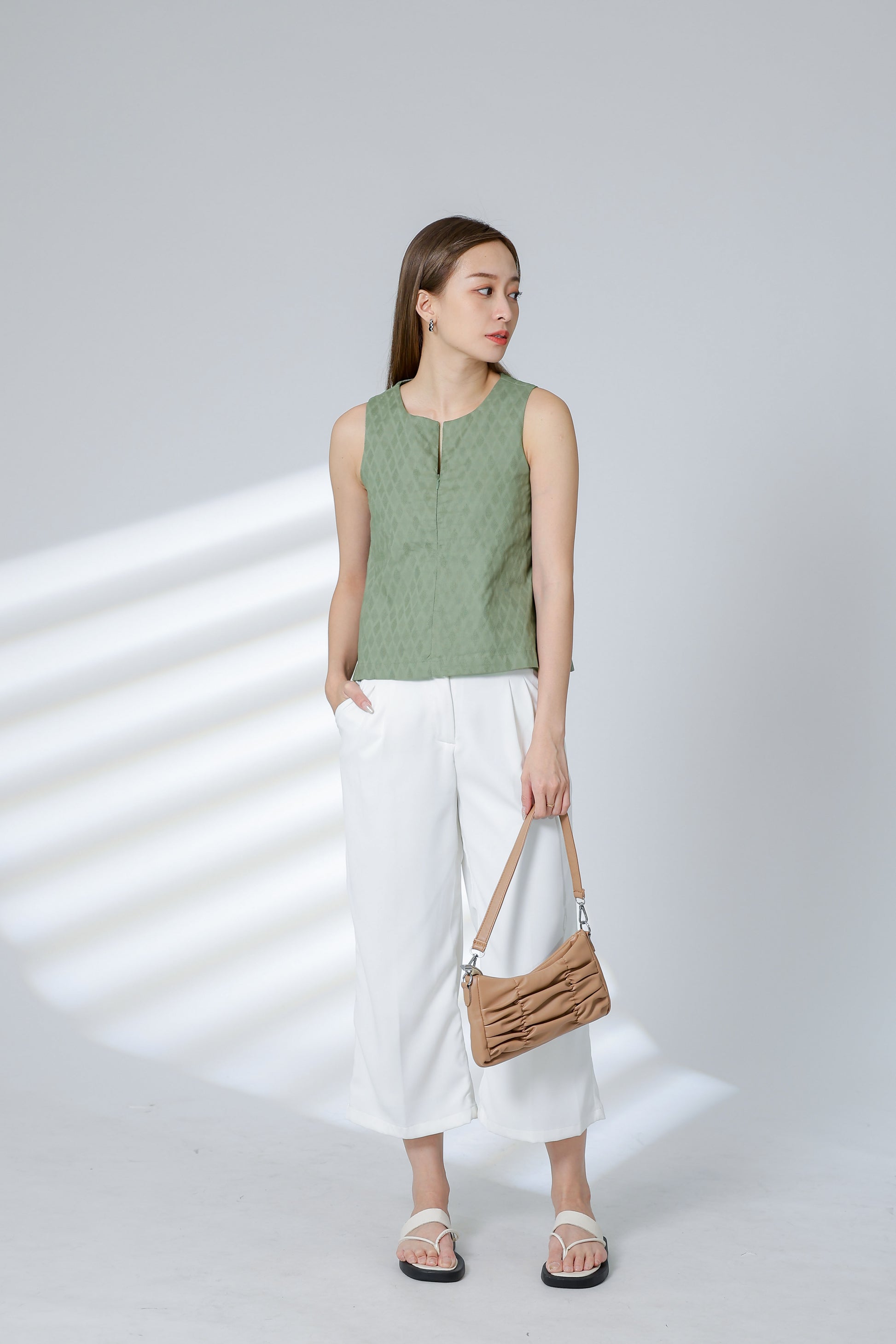 Isabel Zipper Round Neck - Sage