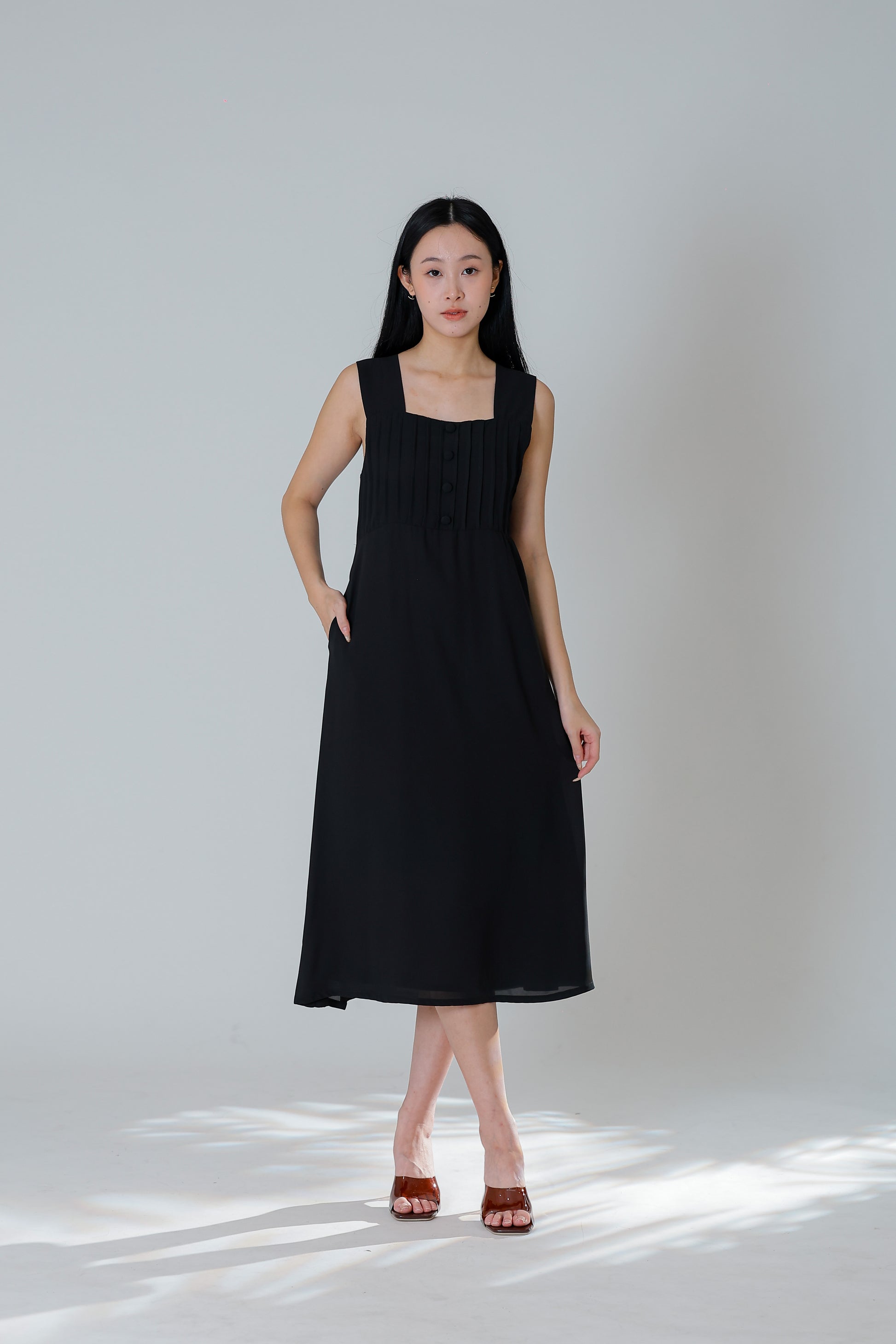 Jecca Square Neck Button Midi Dress - Black