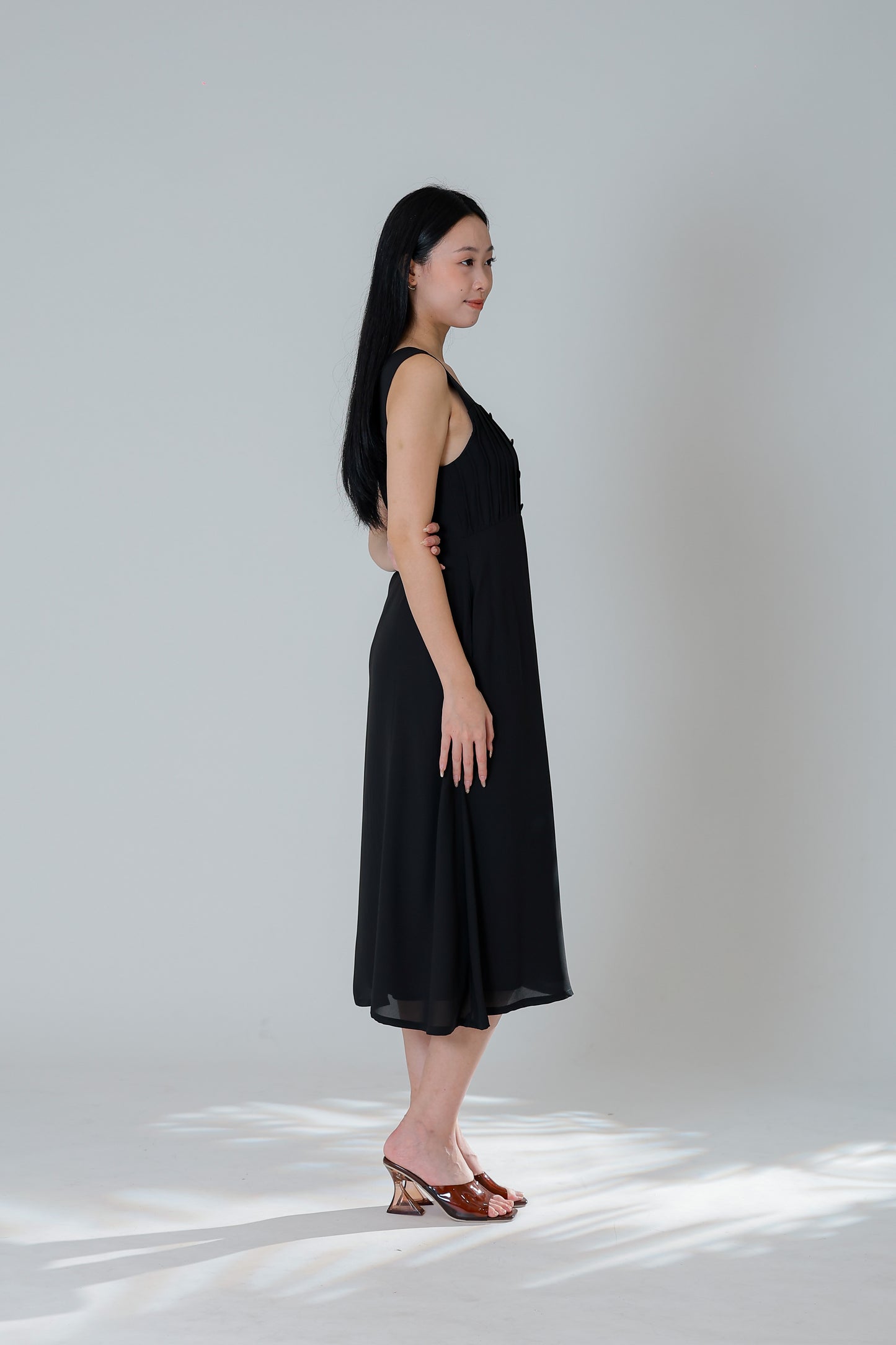 Jecca Square Neck Button Midi Dress - Black