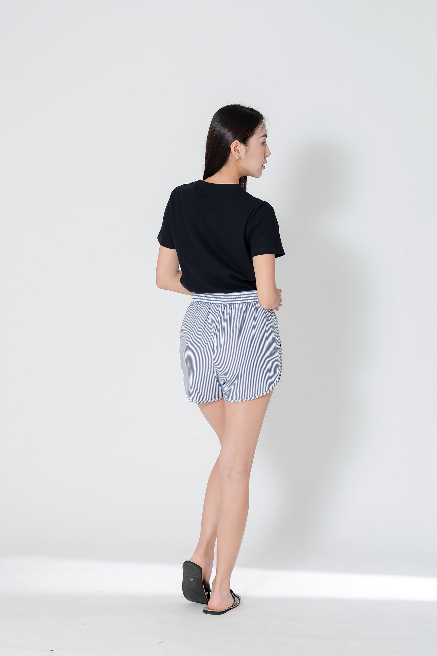 Dayna Round Neck Tee - Black