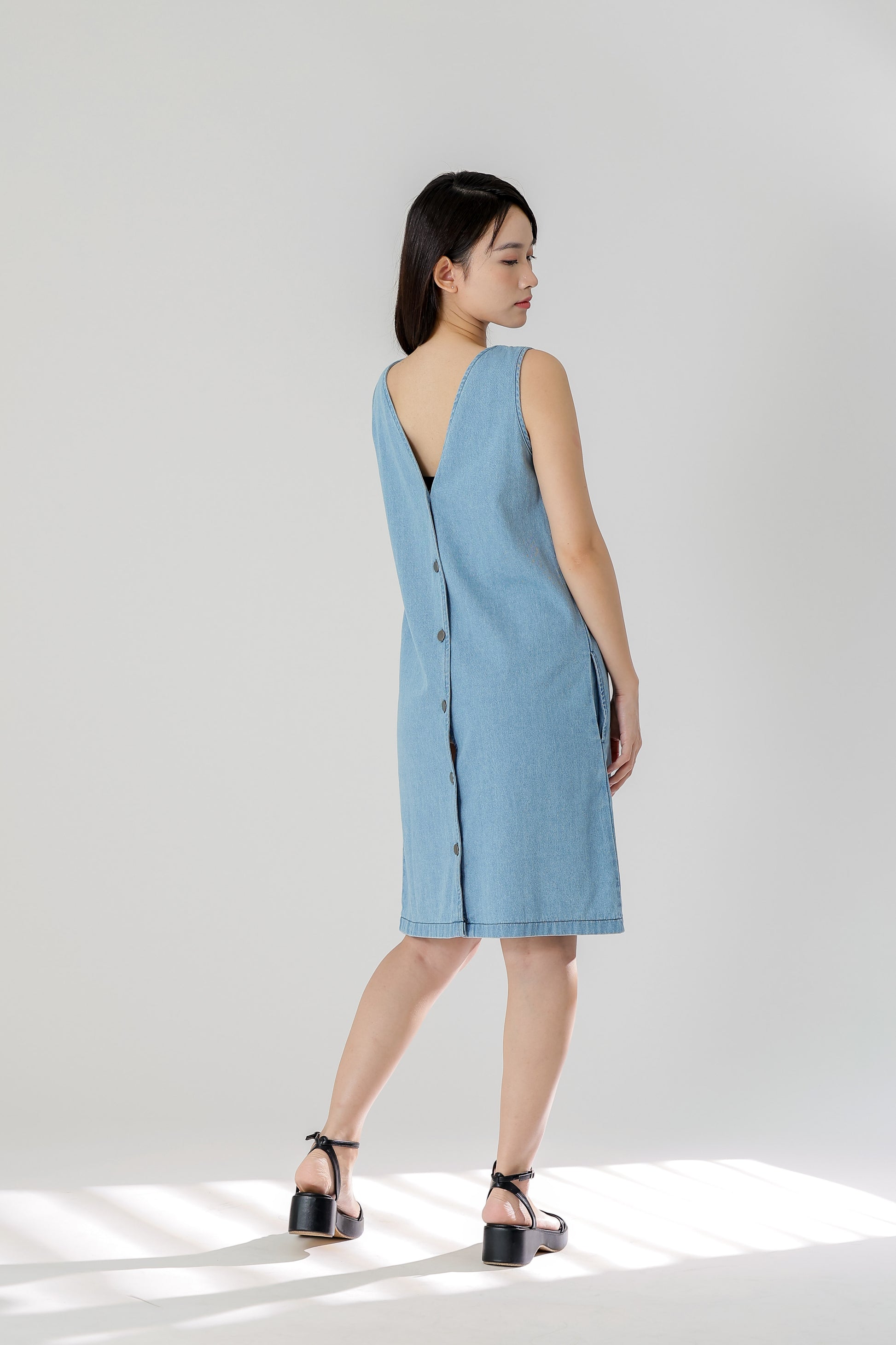 Julia Reversible Denim Dress - Lt Blue