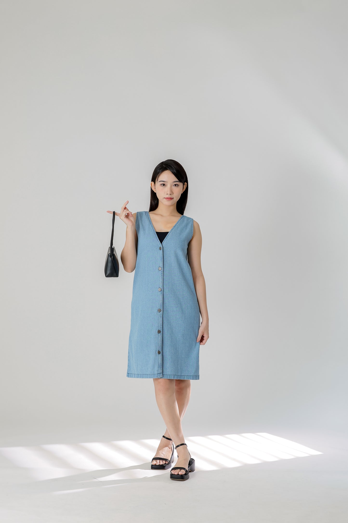 Julia Reversible Denim Dress - Lt Blue