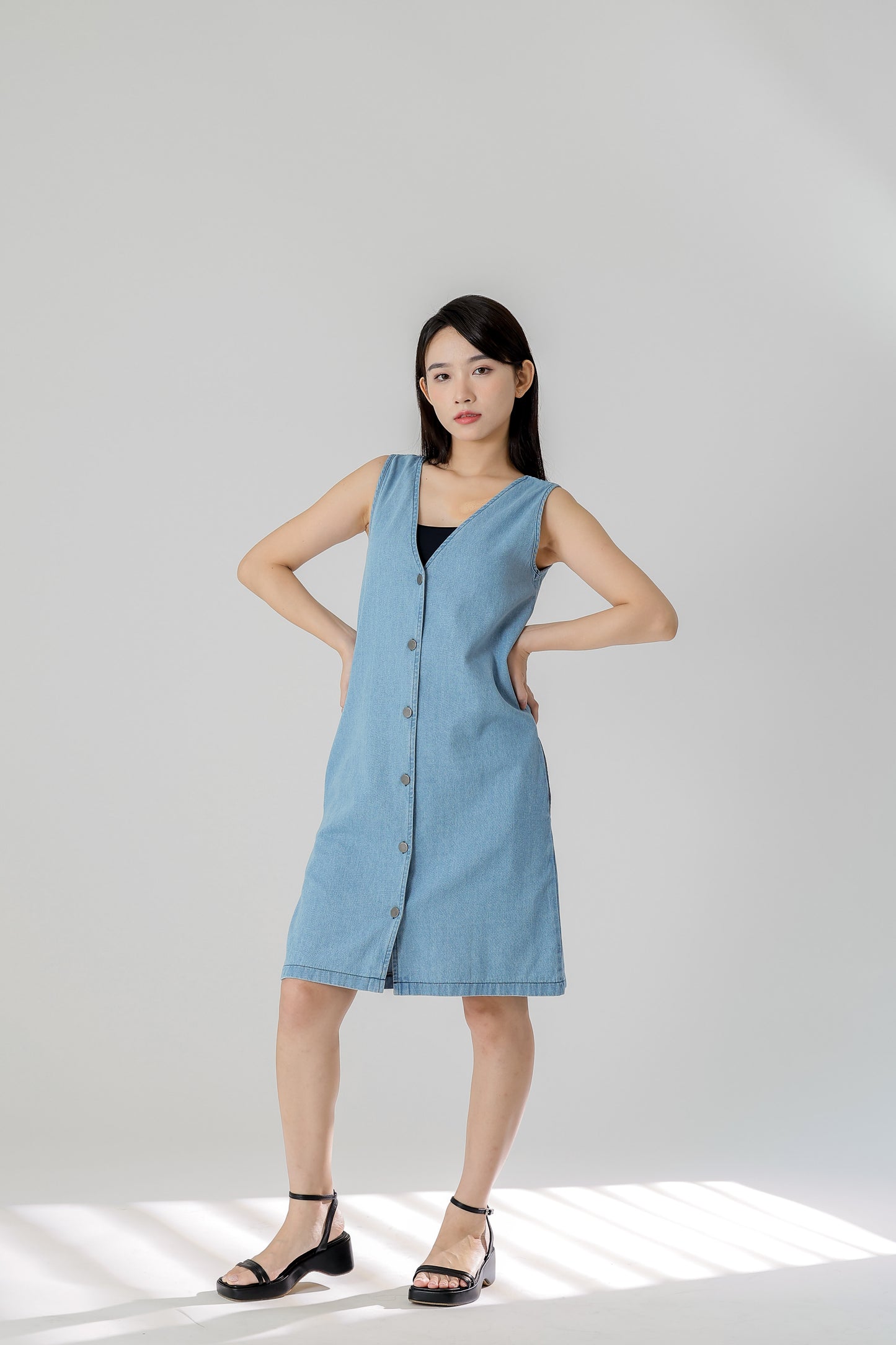 Julia Reversible Denim Dress - Lt Blue