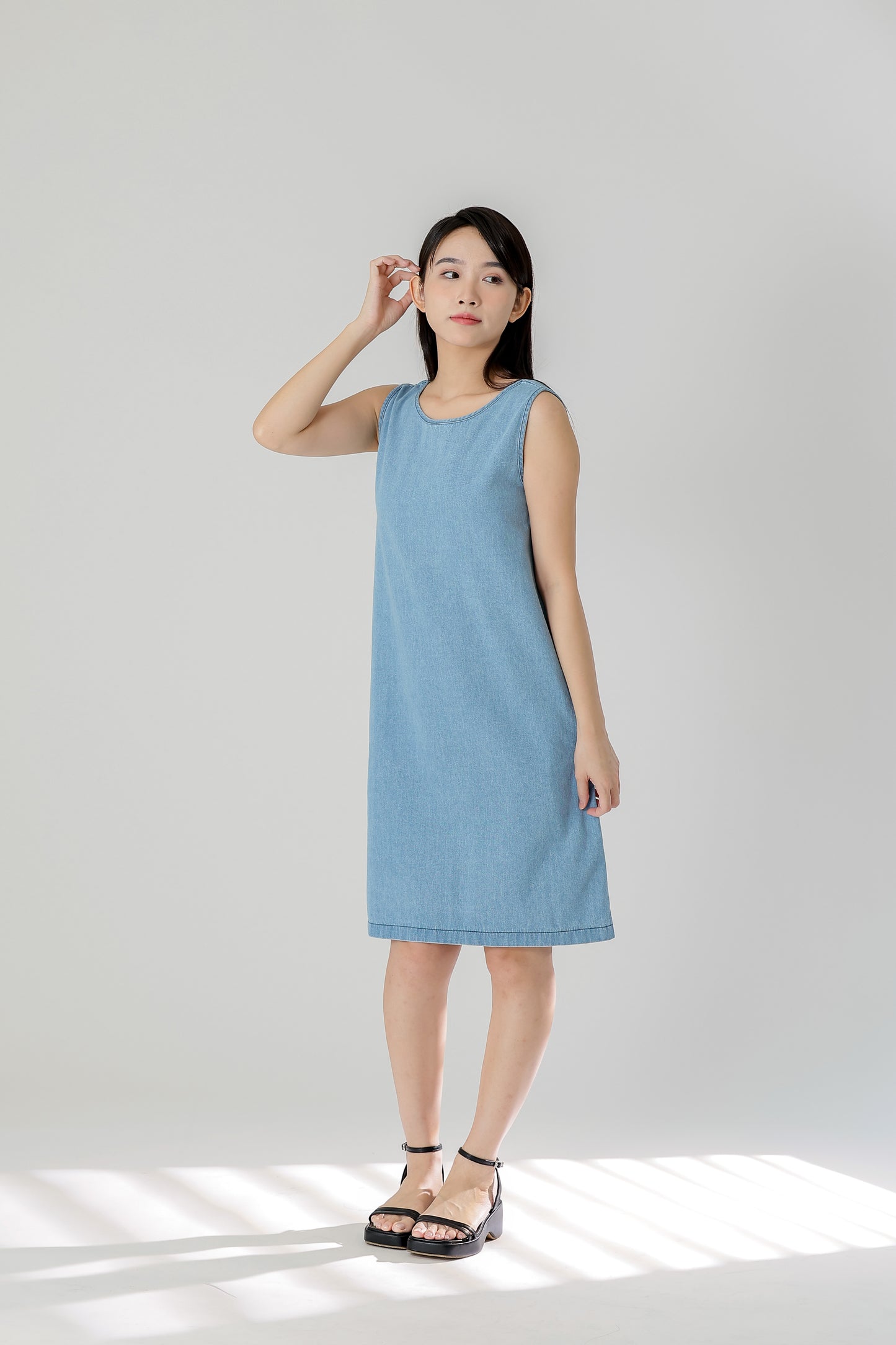 Julia Reversible Denim Dress - Lt Blue
