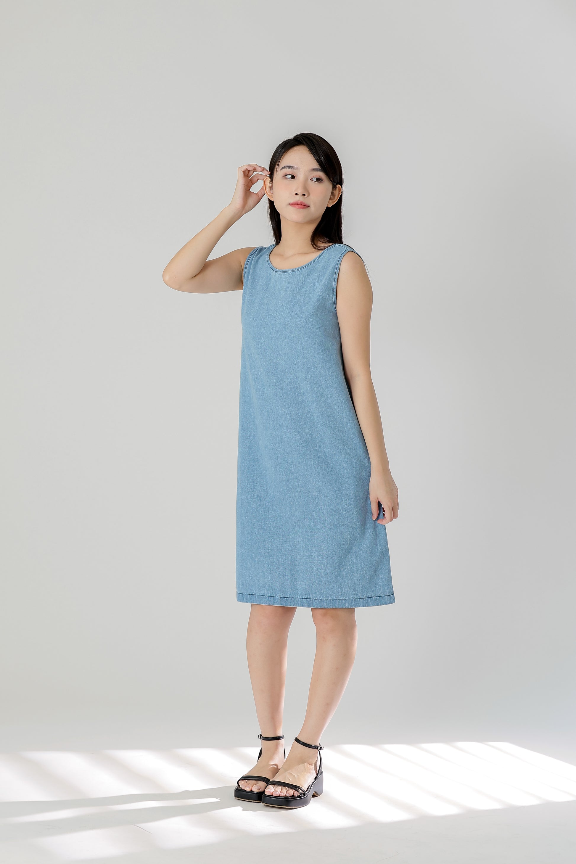 Julia Reversible Denim Dress - Lt Blue