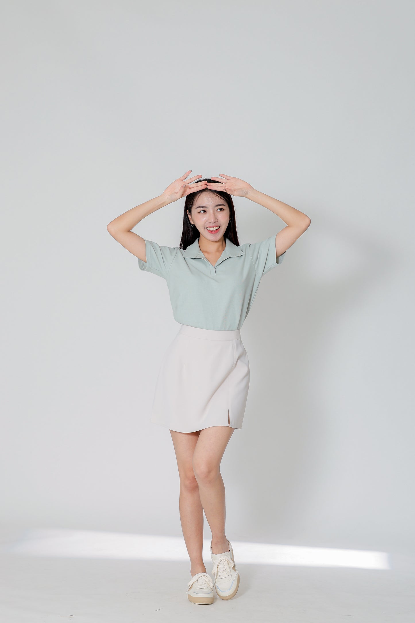 Julianne A Line Skort w Slit - Beige