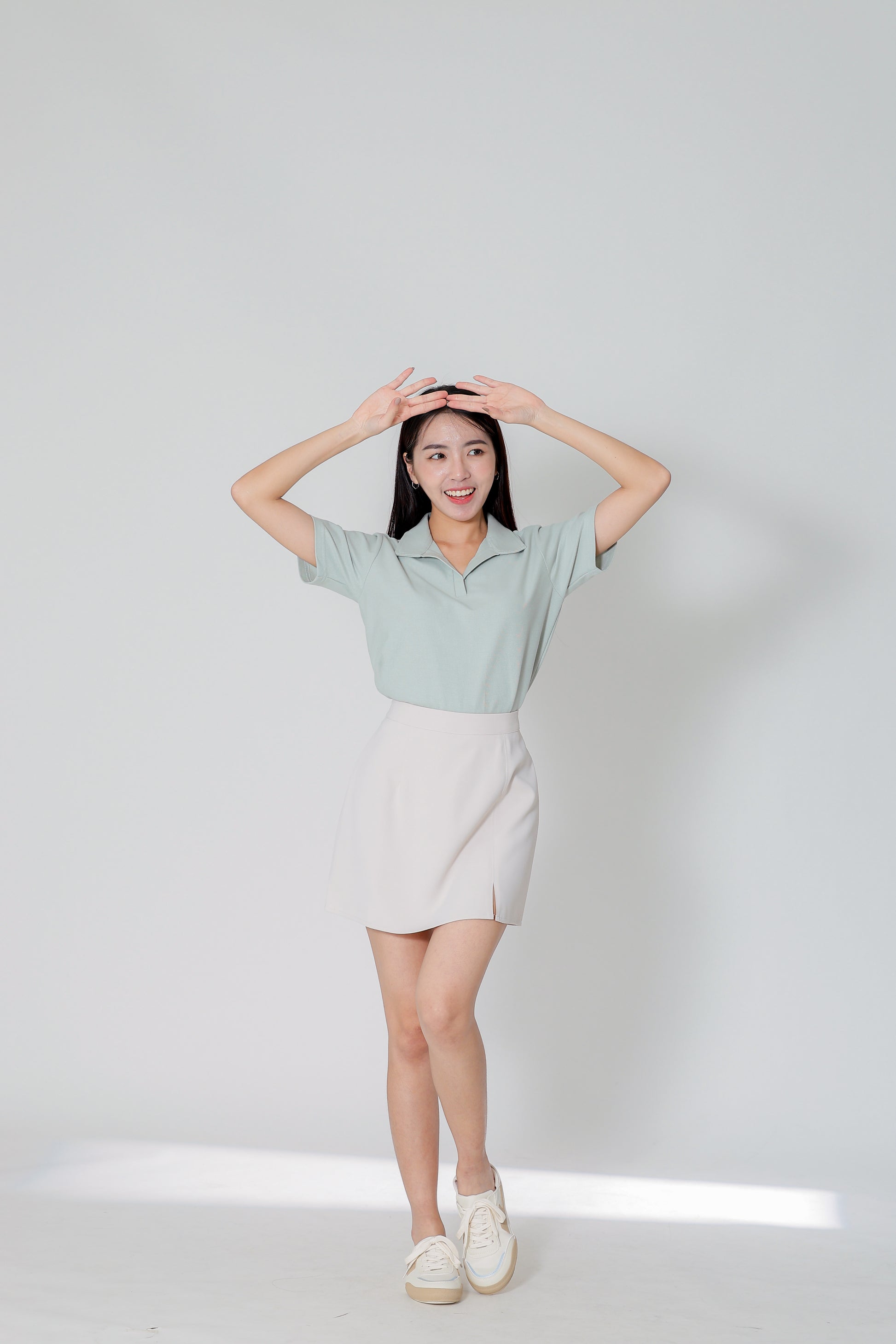 Julianne A Line Skort w Slit - Beige