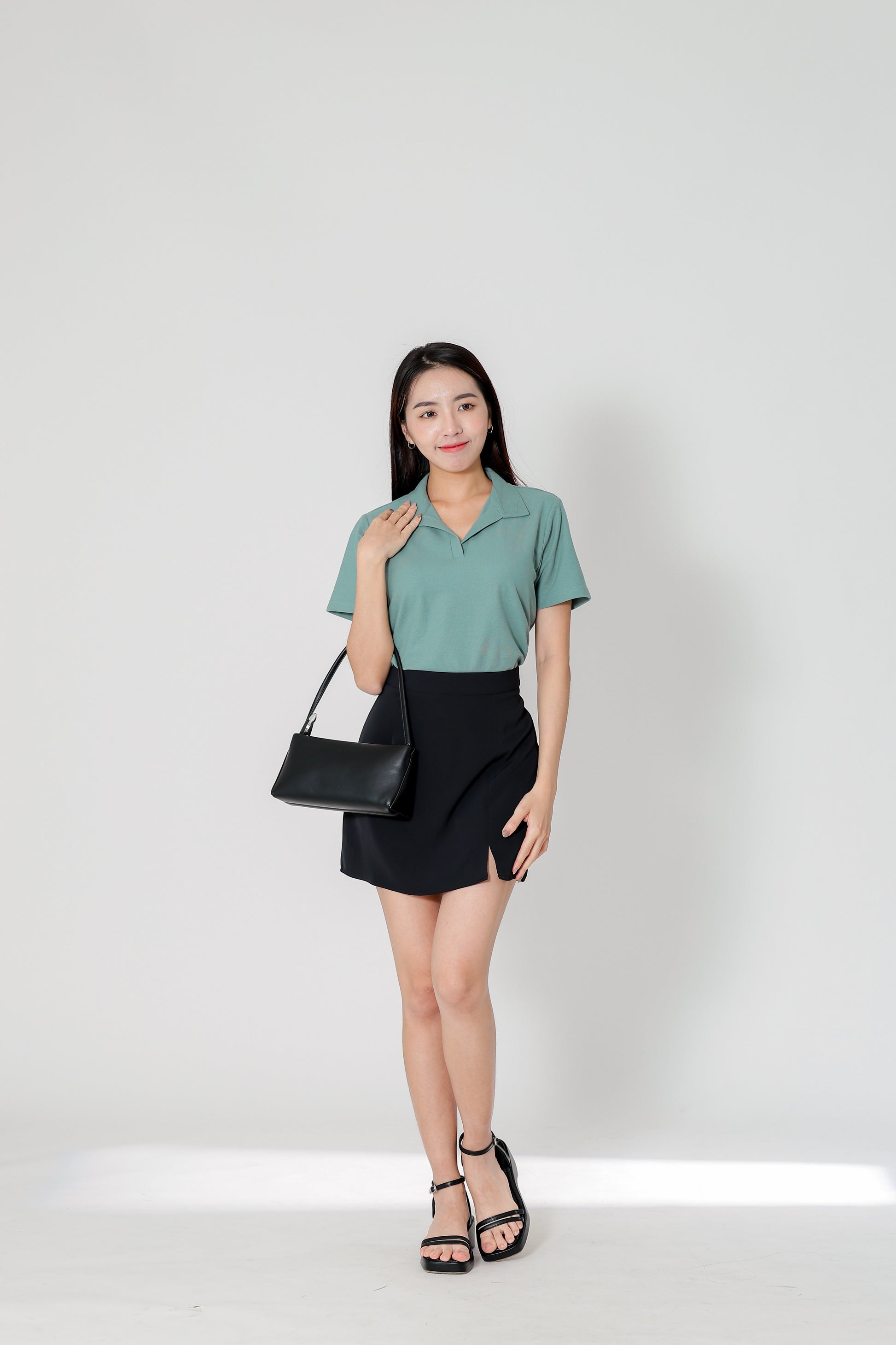 Julianne A Line Skort w Slit - Black