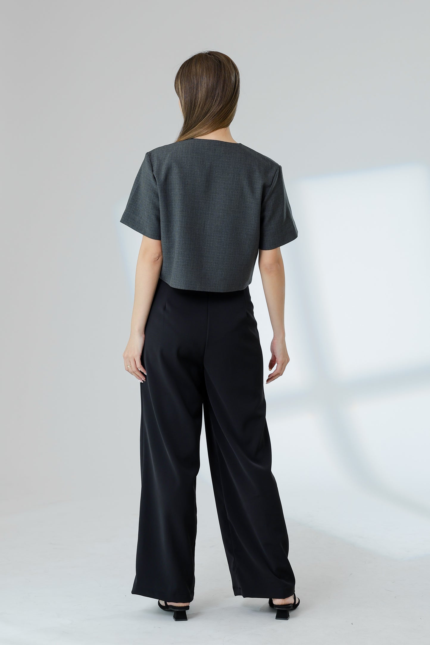 Kimi Front Zipper Top - Black/Brown