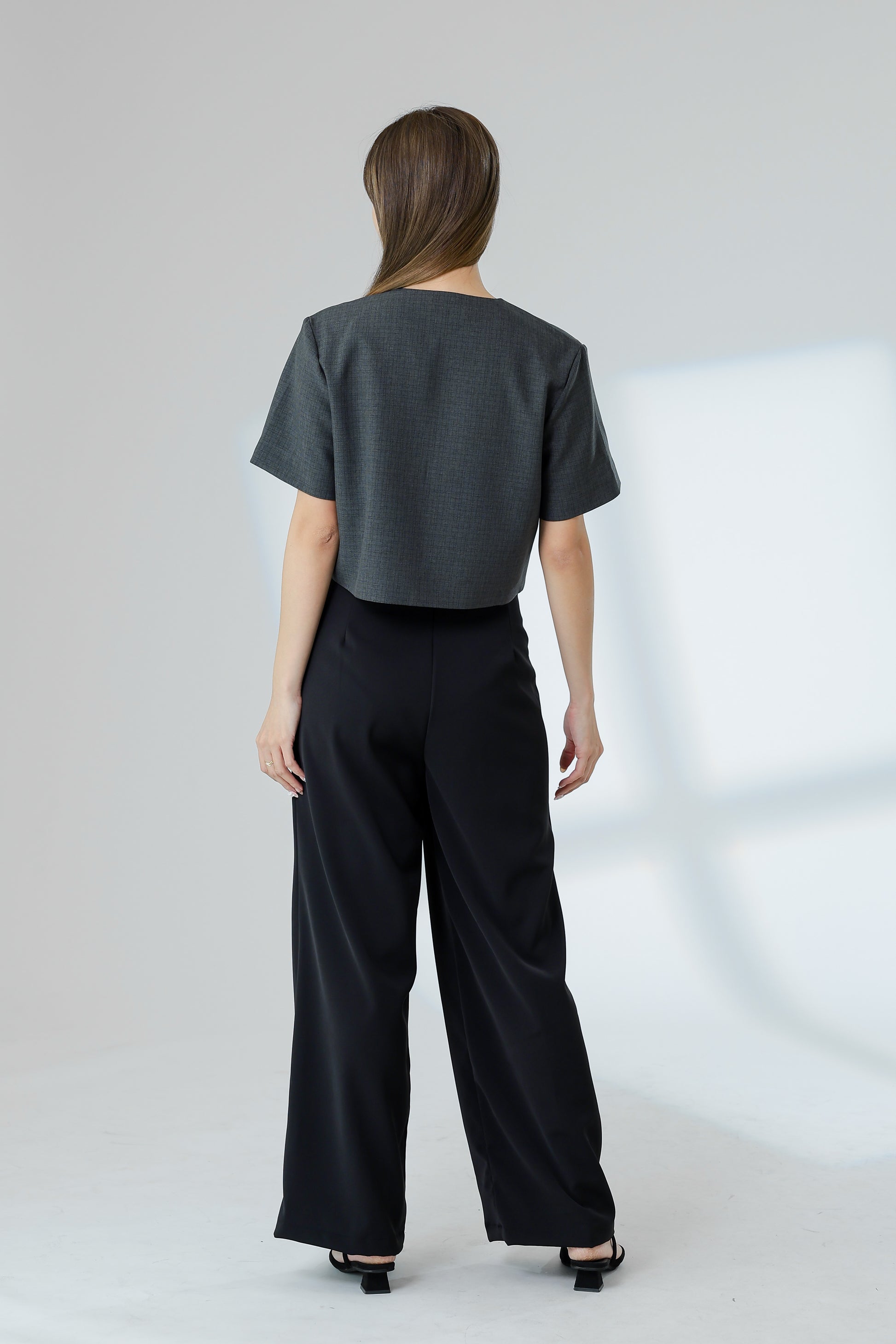Kimi Front Zipper Top - Black/Brown