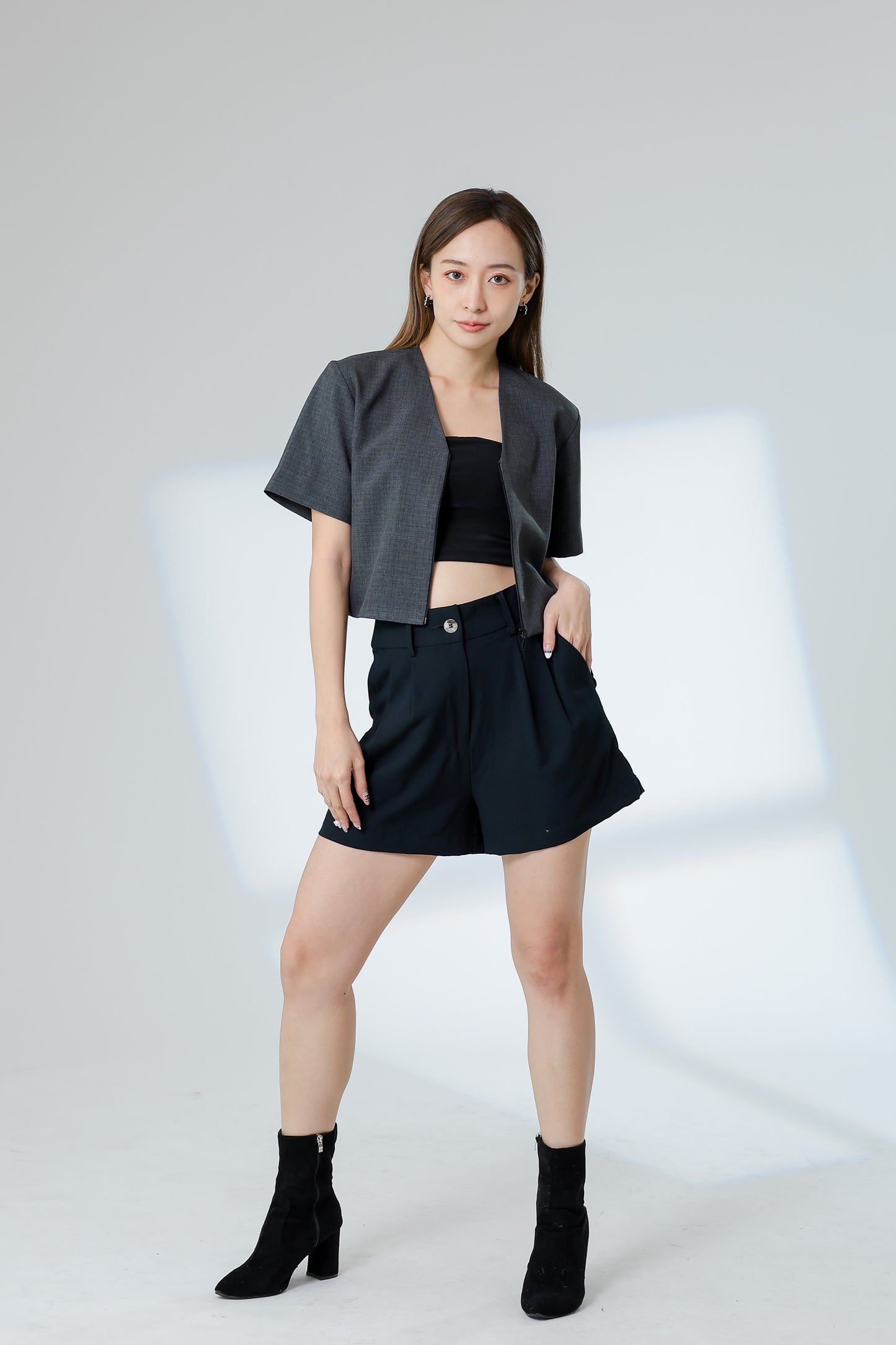 Kimi Front Zipper Top - Black/Brown