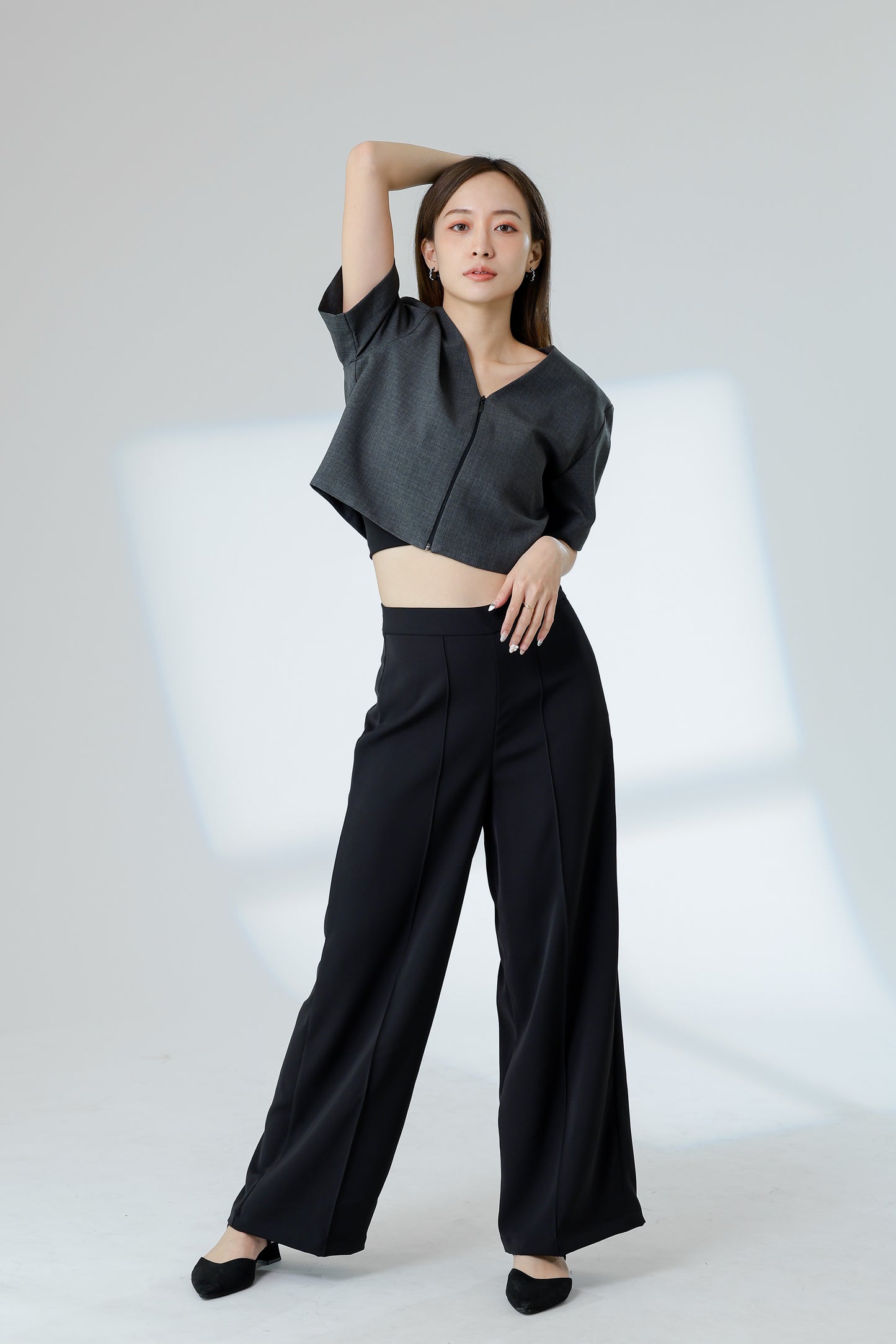 Kimi Front Zipper Top - Black/Brown