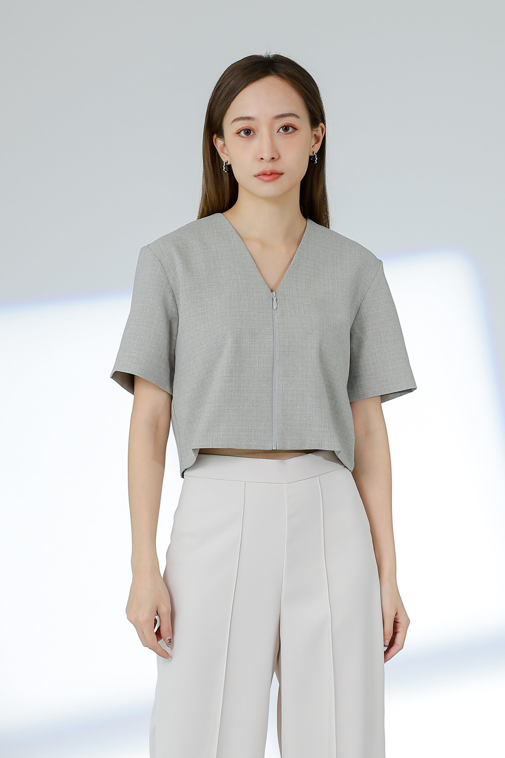 Kimi Front Zipper Top - Light Grey