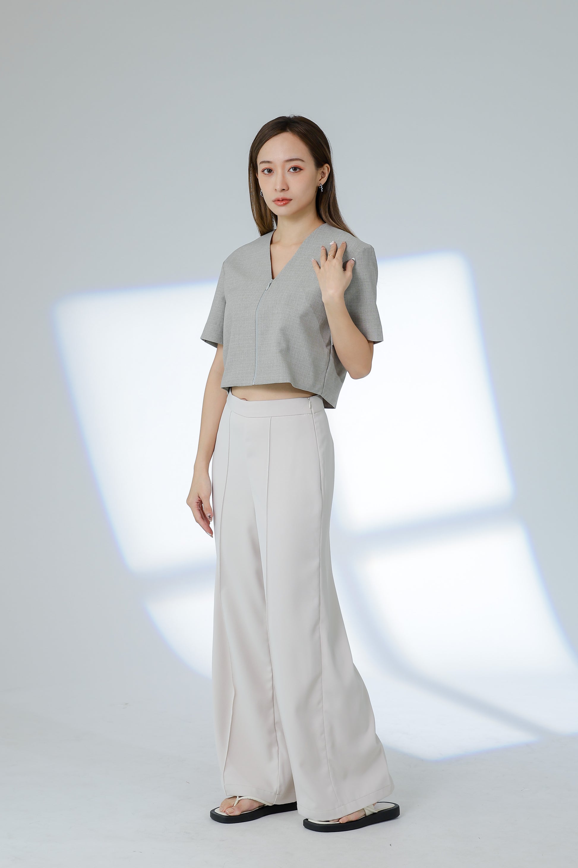 Kimi Front Zipper Top - Light Grey