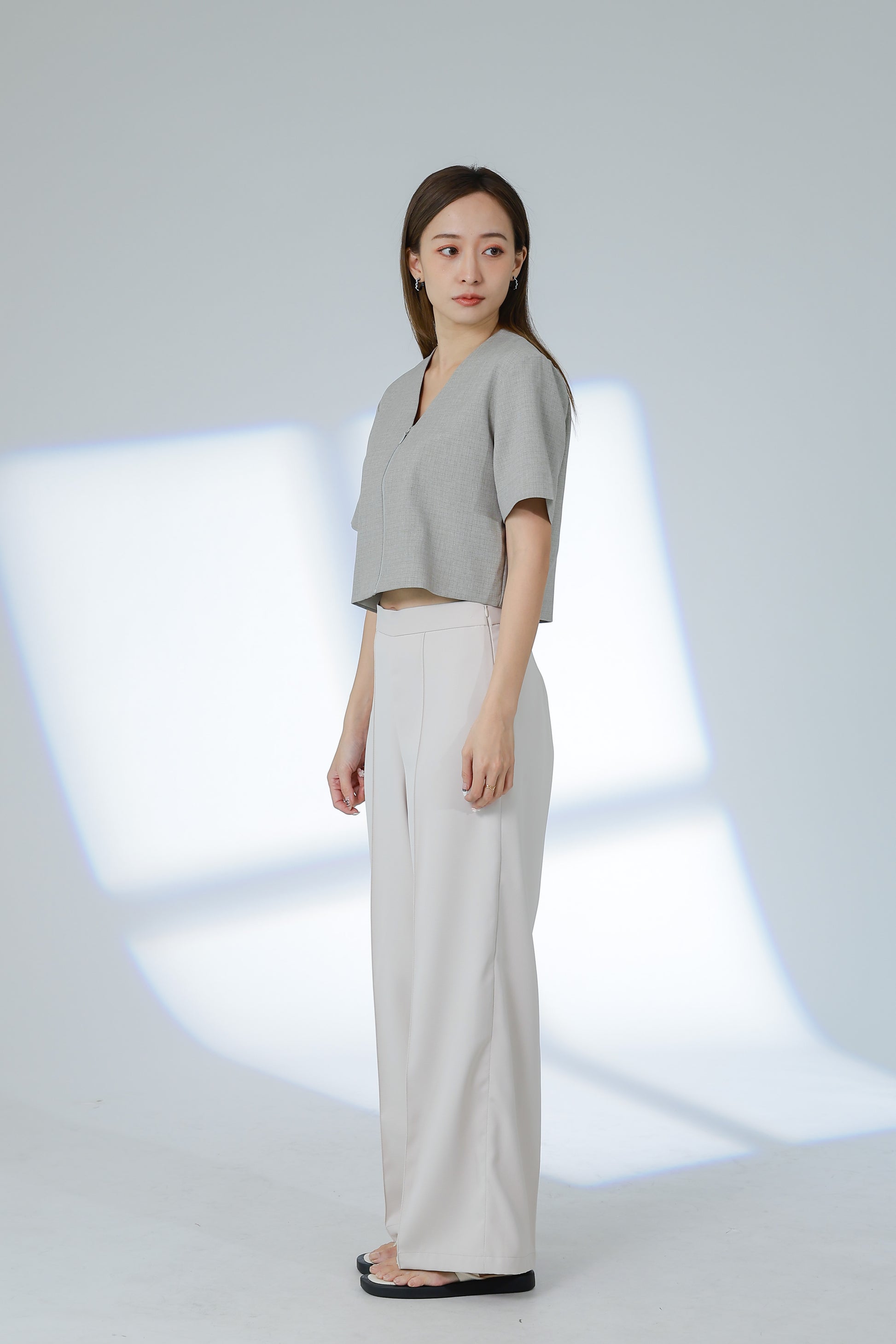 Kimi Front Zipper Top - Light Grey