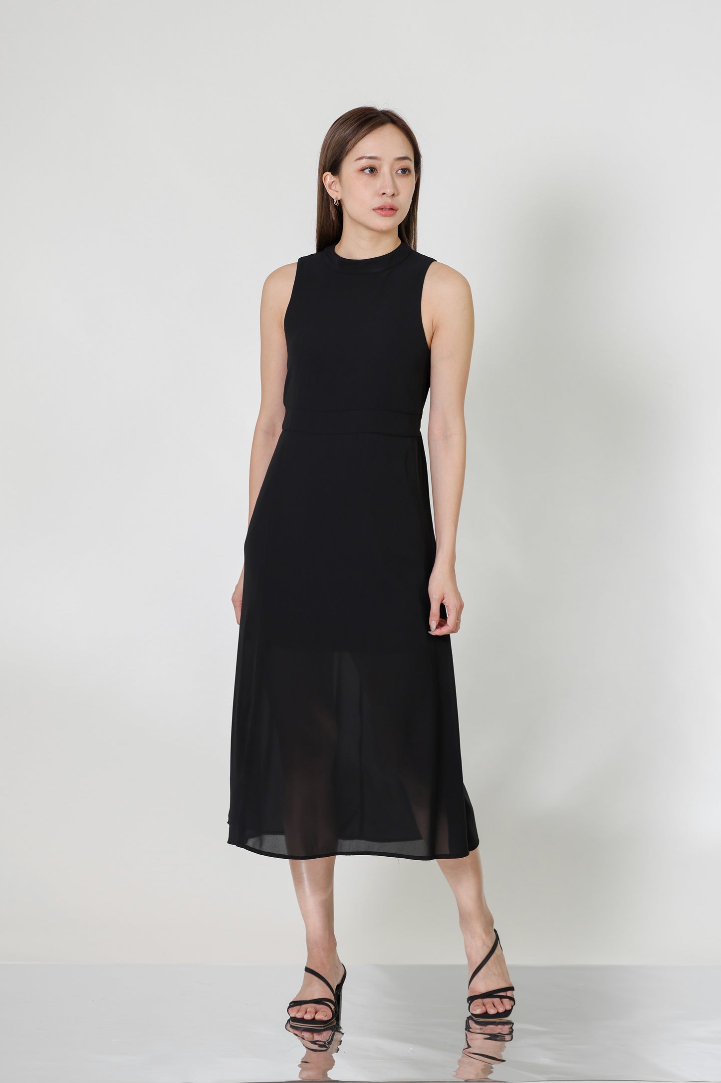 Lana Padded Midi Dress - Black