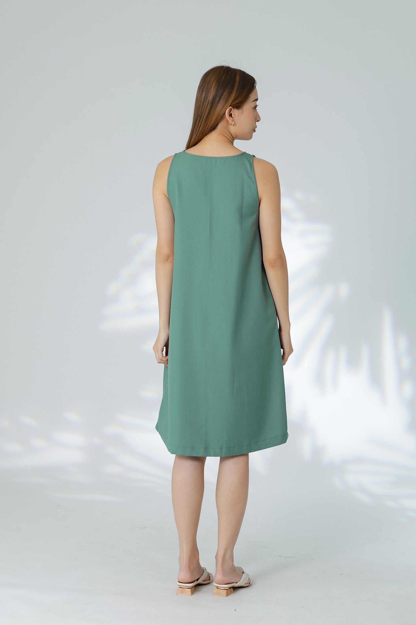 Lusia V Neck Shift Dress - Green