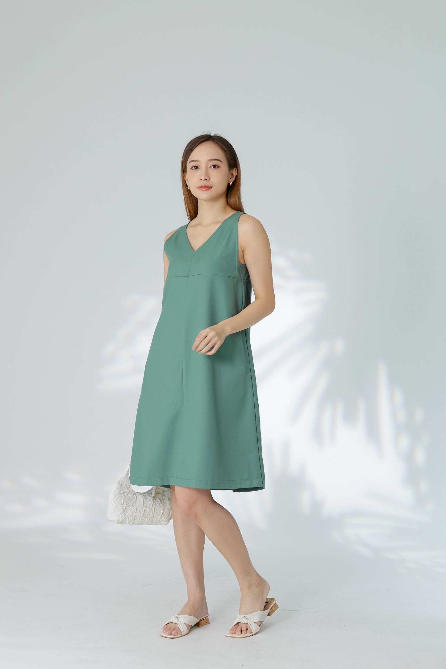 Lusia V Neck Shift Dress - Green