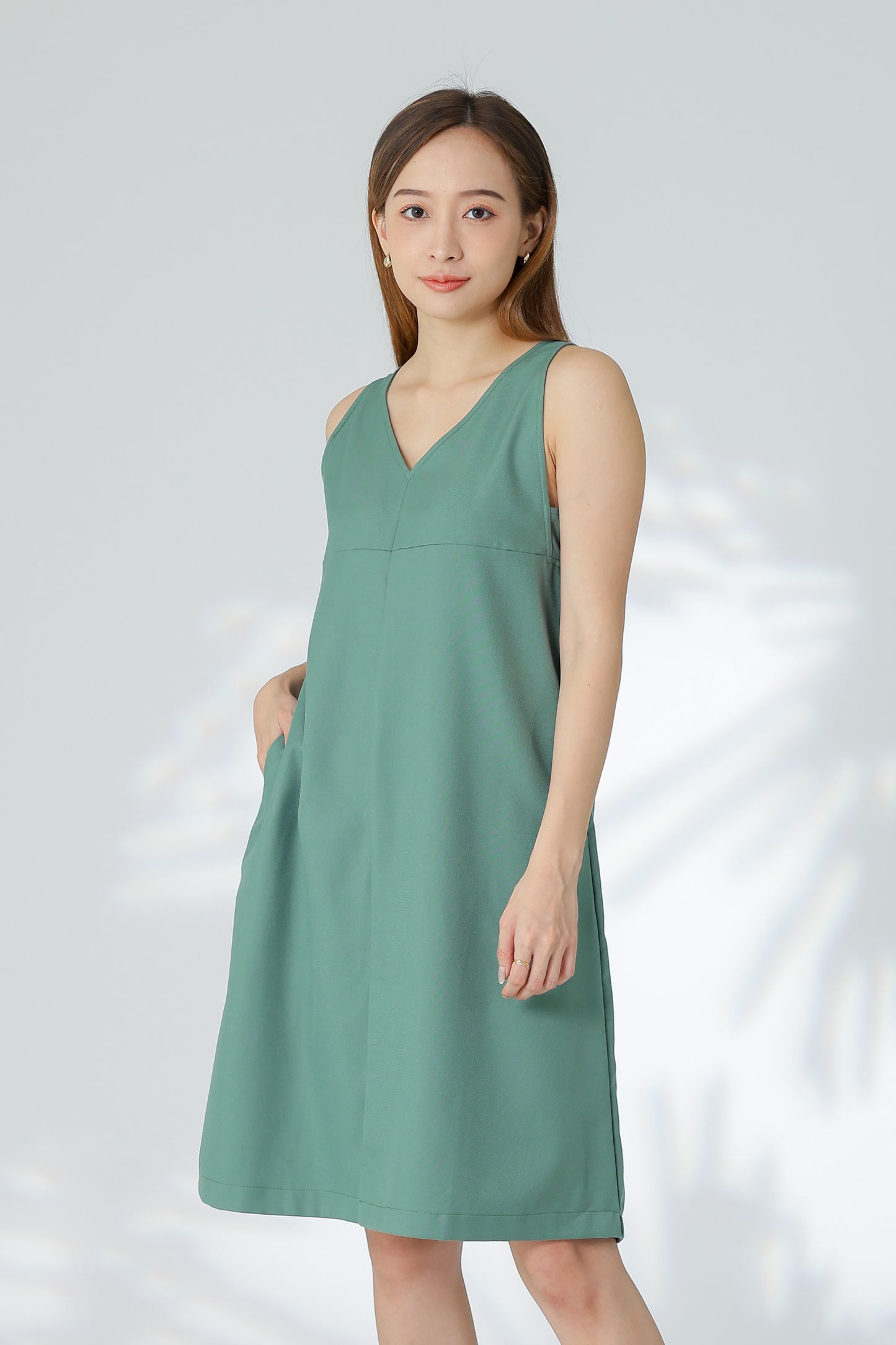 Lusia V Neck Shift Dress - Green