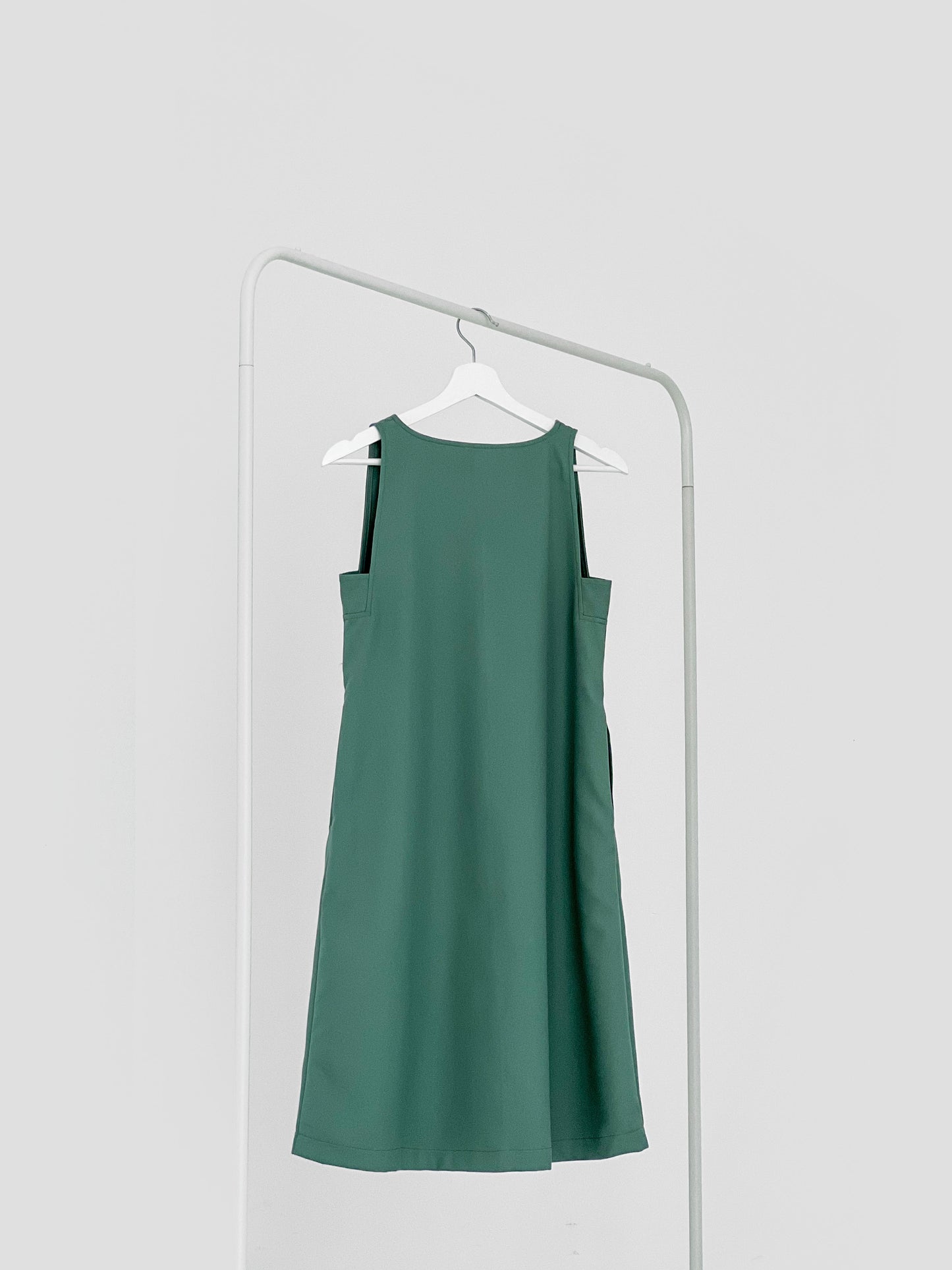 Lusia V Neck Shift Dress - Green