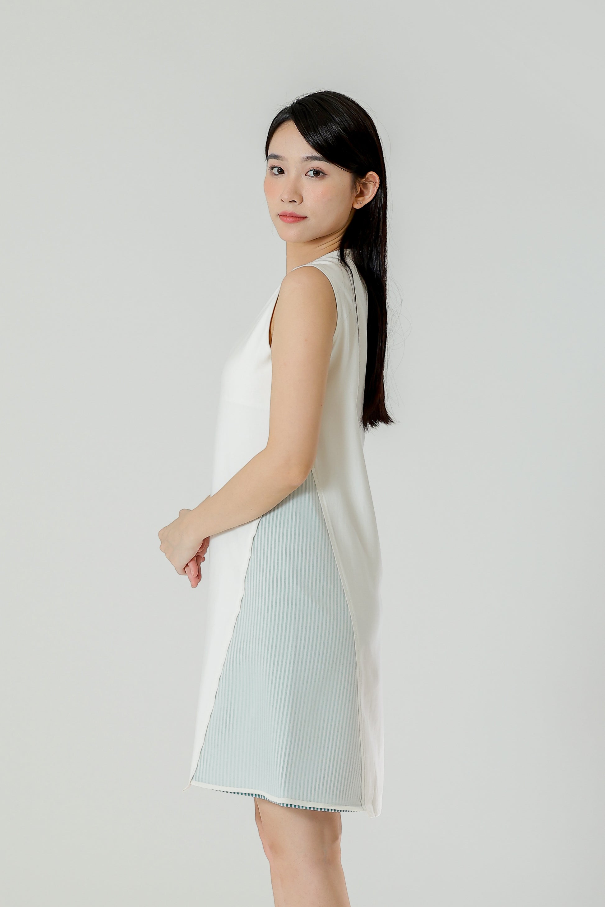 Maybel Colour Block Shift Dress - Ivory