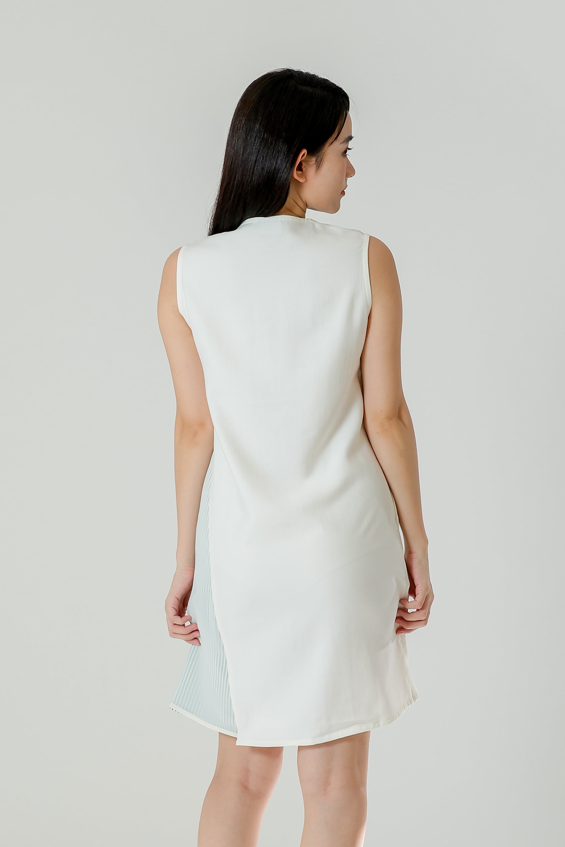 Maybel Colour Block Shift Dress - Ivory
