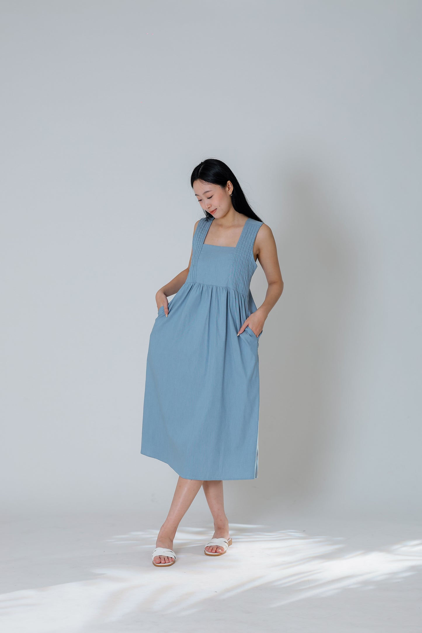 Mindy Square Neck Midi Dress - Lt Blue