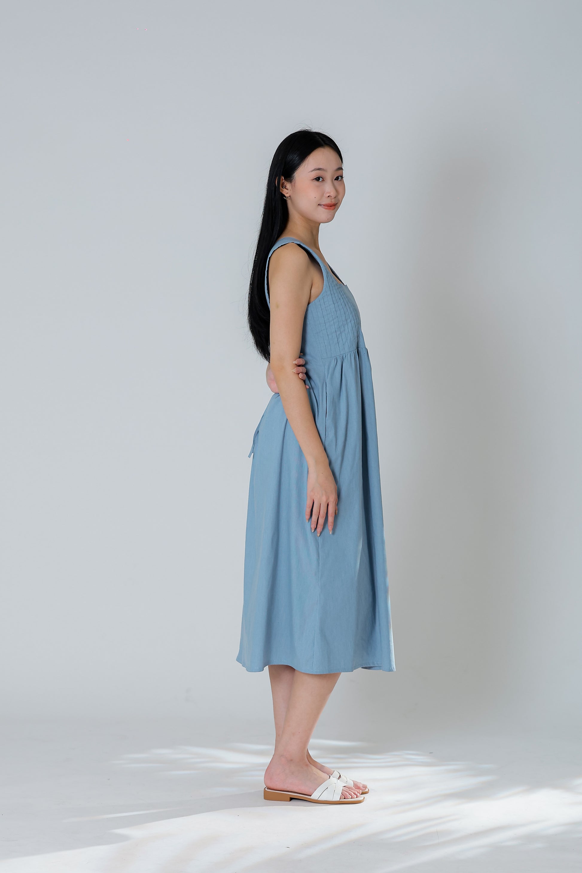 Mindy Square Neck Midi Dress - Lt Blue