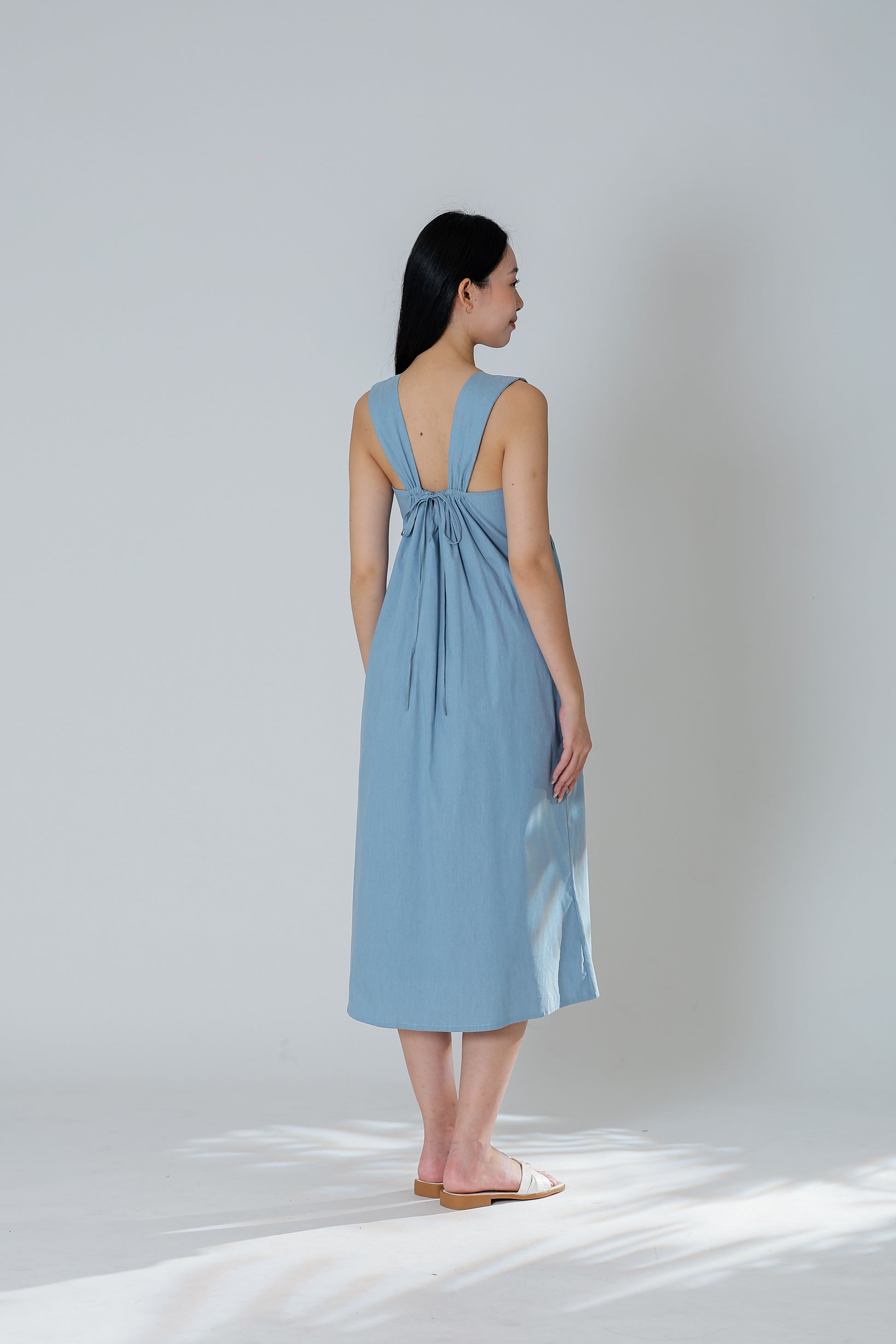 Mindy Square Neck Midi Dress - Lt Blue